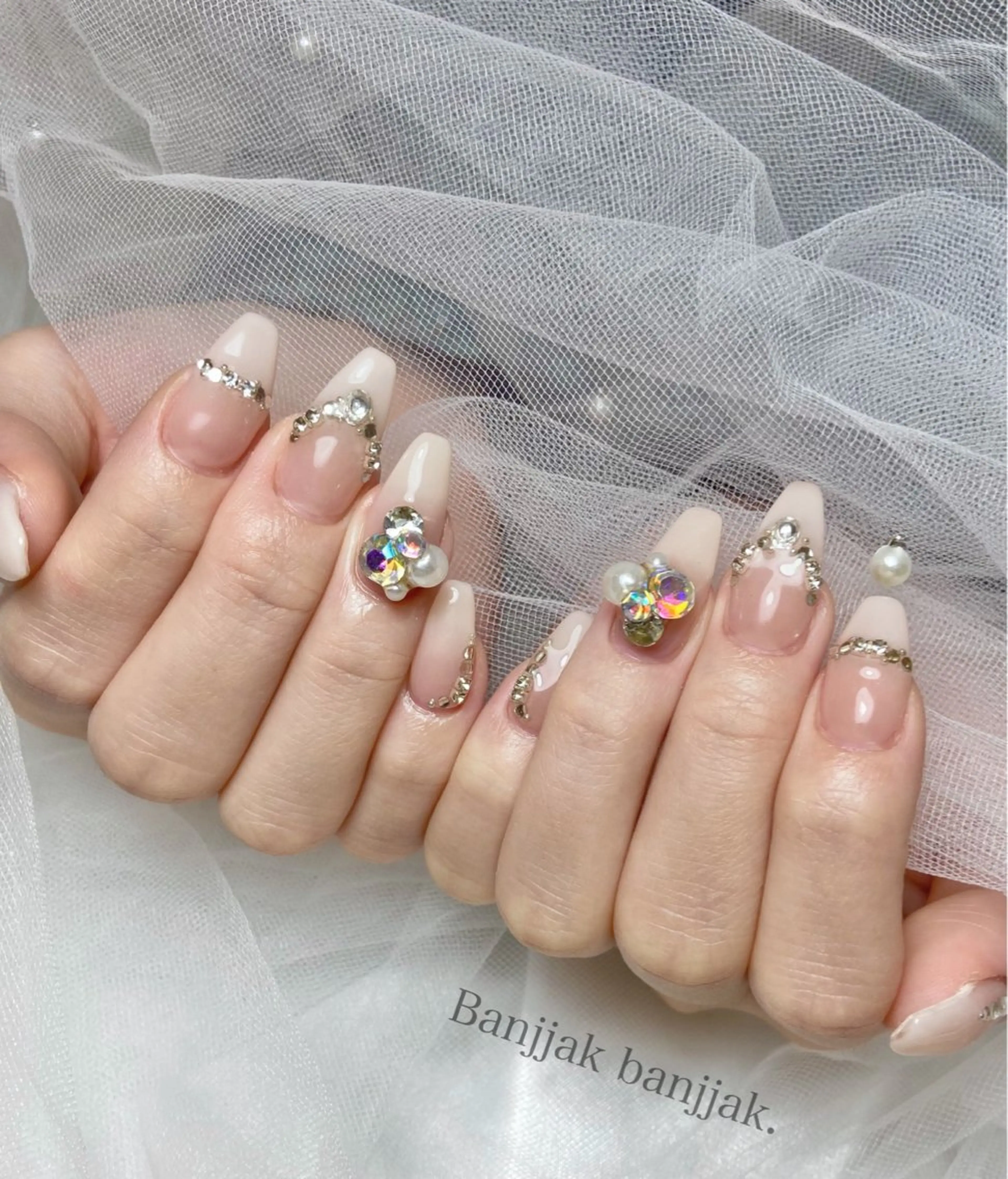 ネイル ハンドネイル パンチャパンチャ ネイルサロンのネイルデザイン