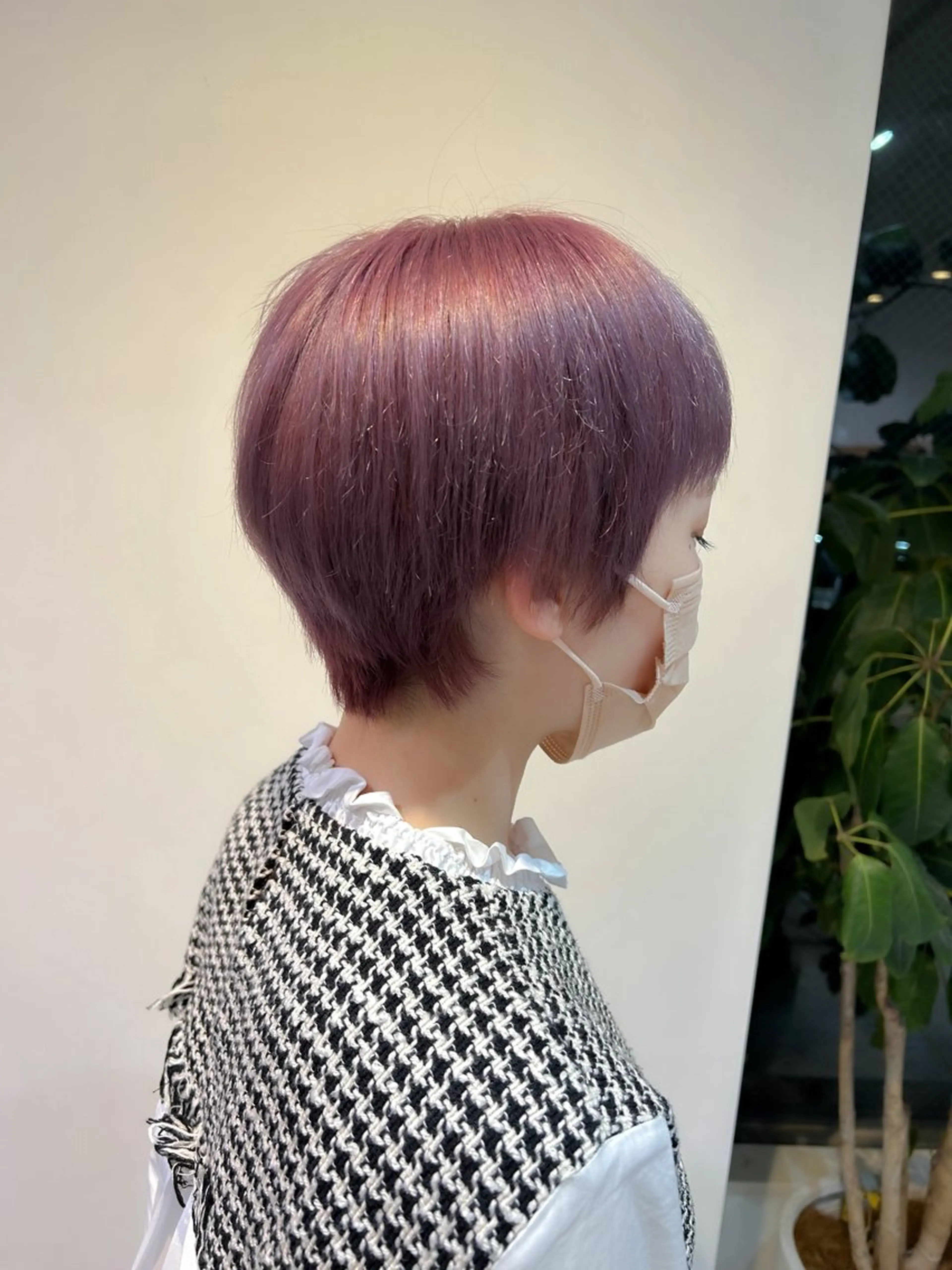 ショート ピンクラベンダー 湯浅 美葉のヘアスタイル