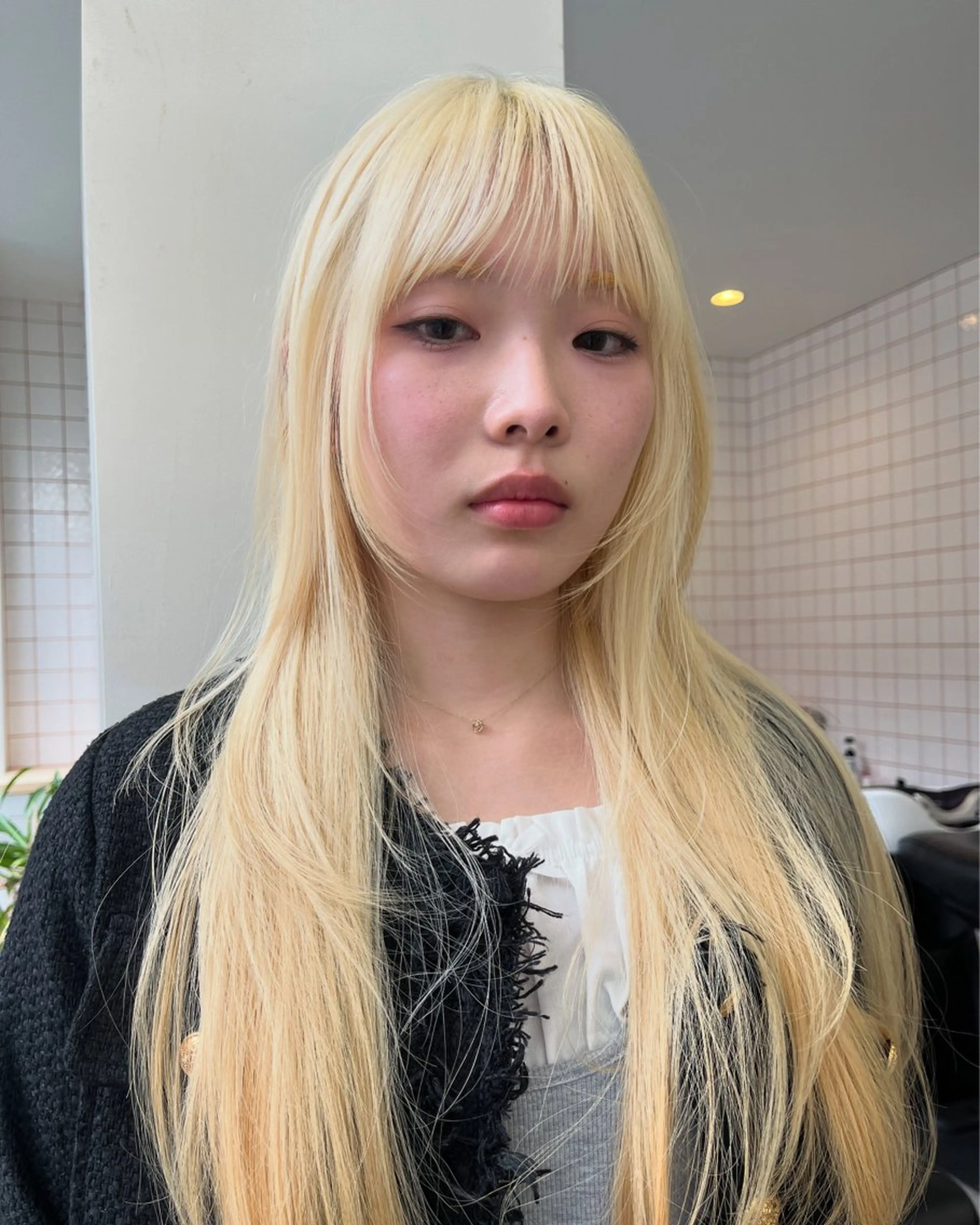 ミディアム カラー 抜け感ハイトーン / ケアブリーチ/ユウキのヘアスタイル