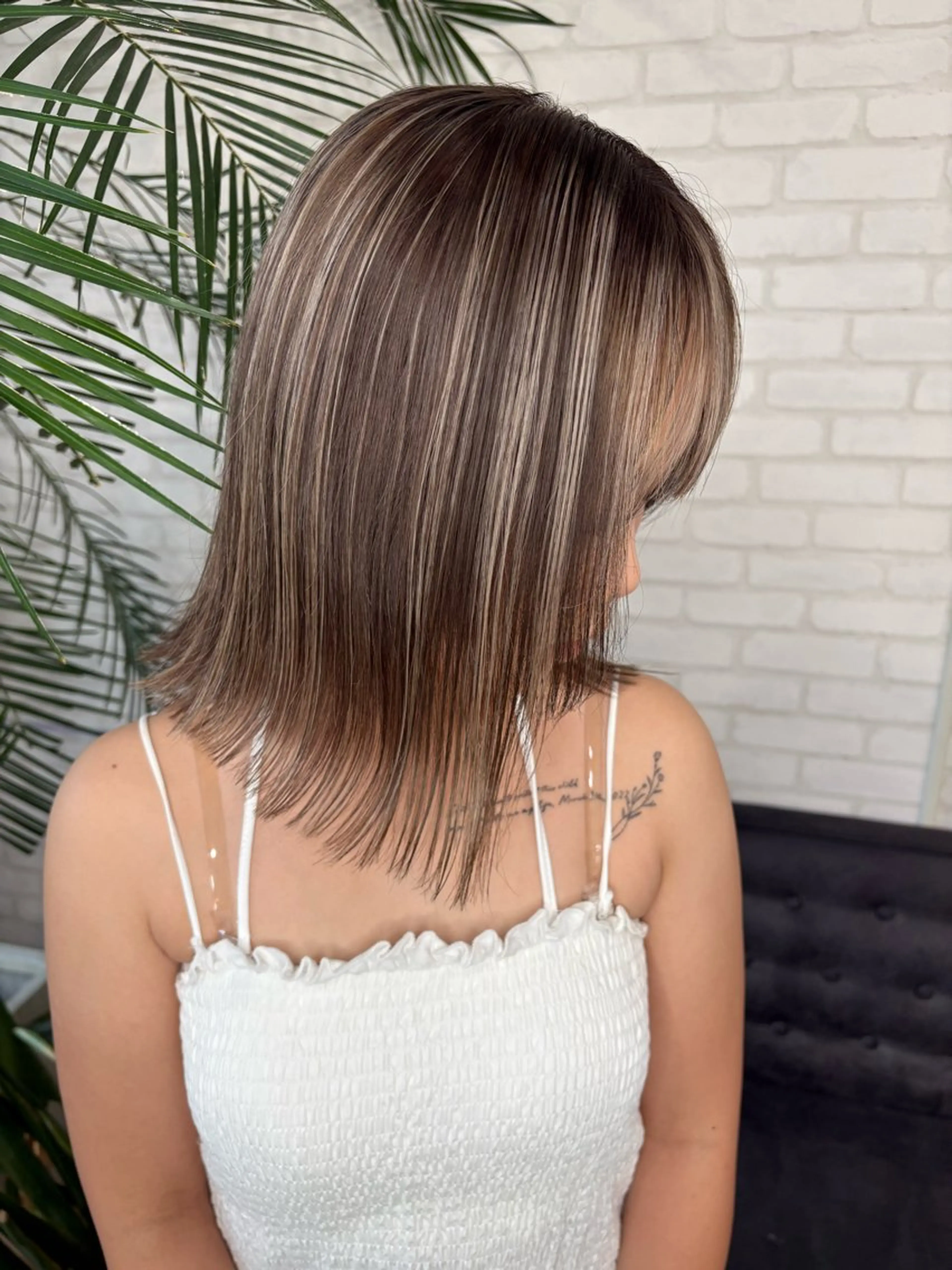 ミディアム ヘアカラー トリートメント coco terrace所属・海外風ハイライト CHIHIROのヘアスタイル