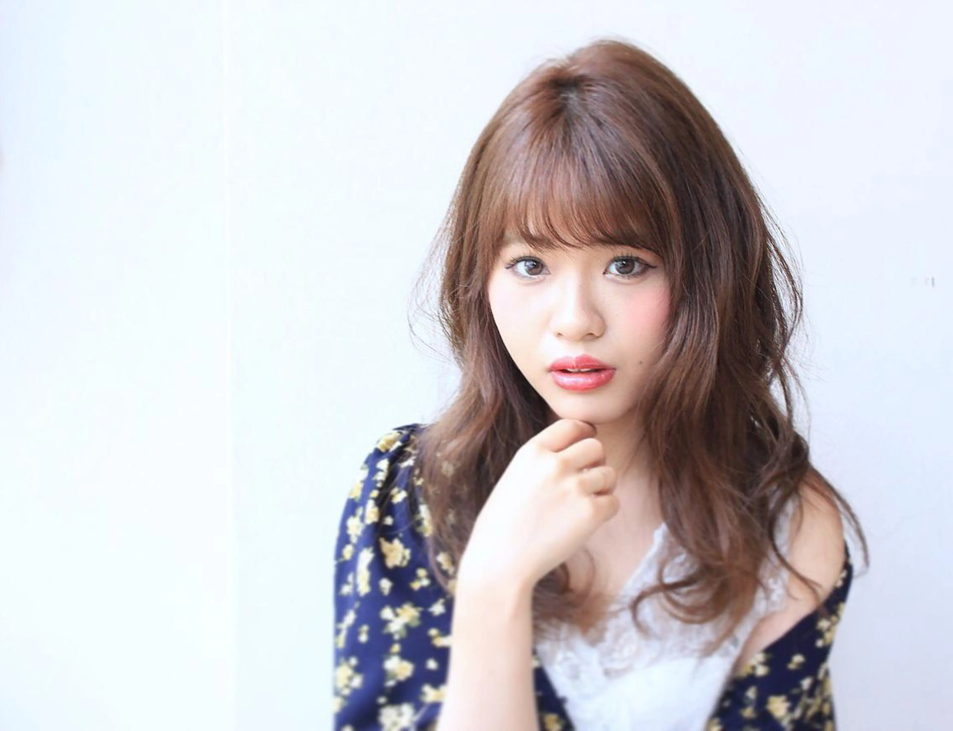 セミロング 河野 薫のヘアスタイル