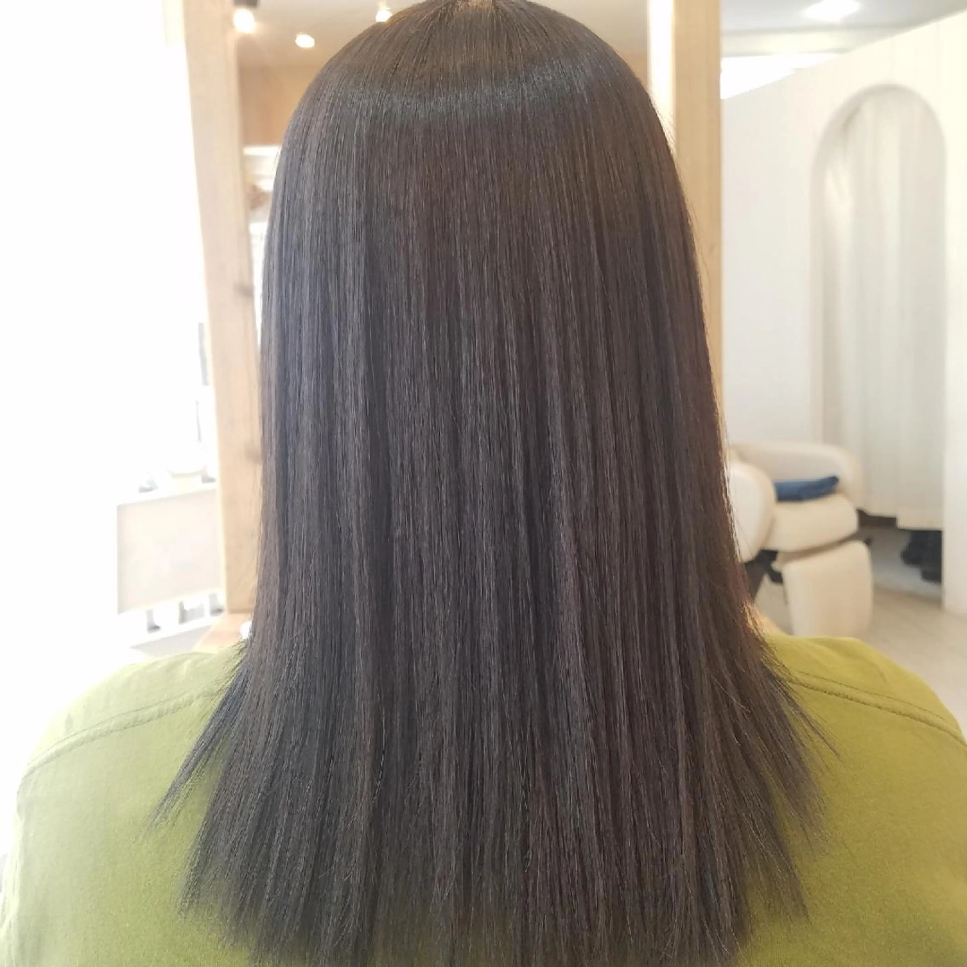 セミロング 縮毛矯正 ayako 　☆のヘアスタイル