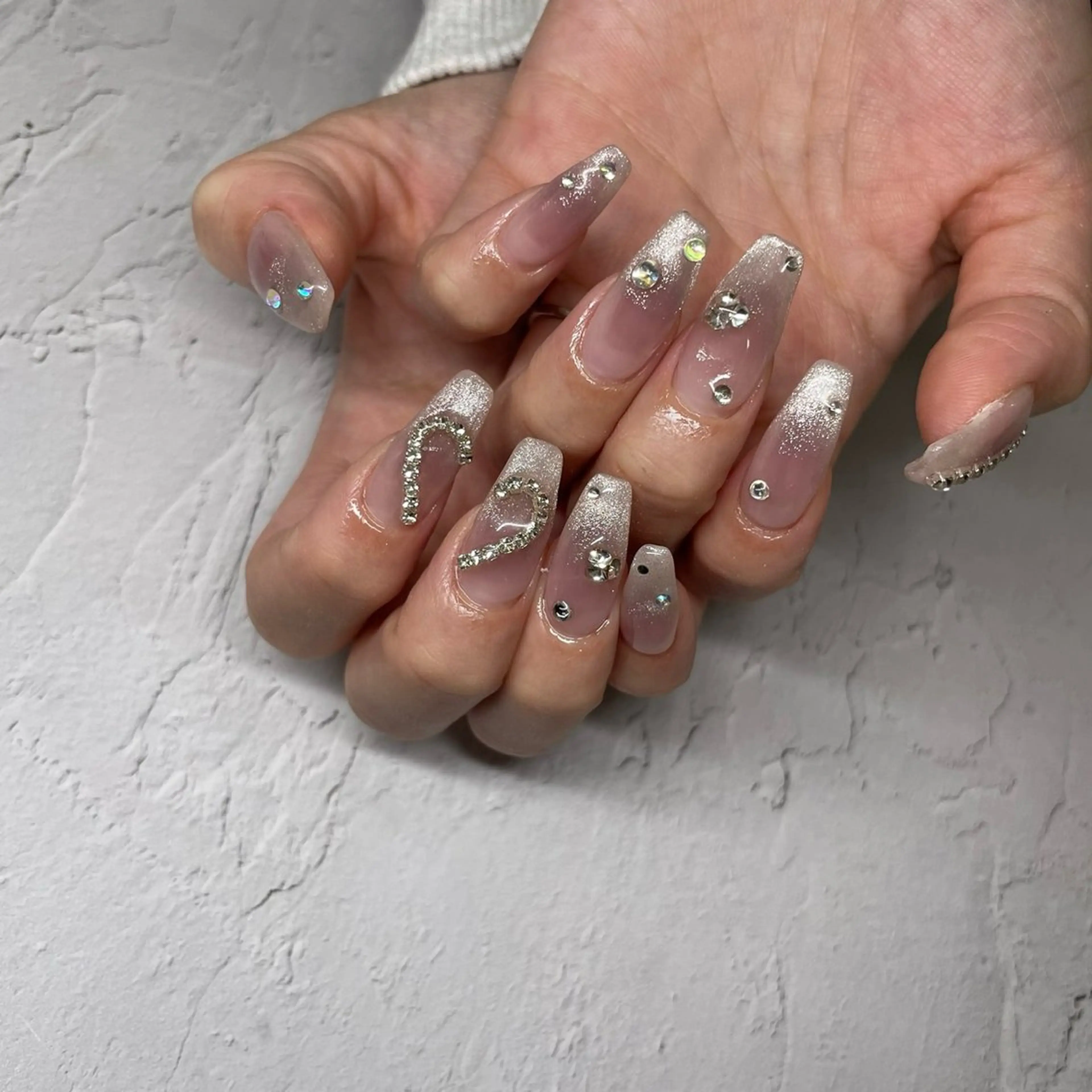 ネイル PEEKABOO京橋 EYE&NAILのマツエク・マツパデザイン