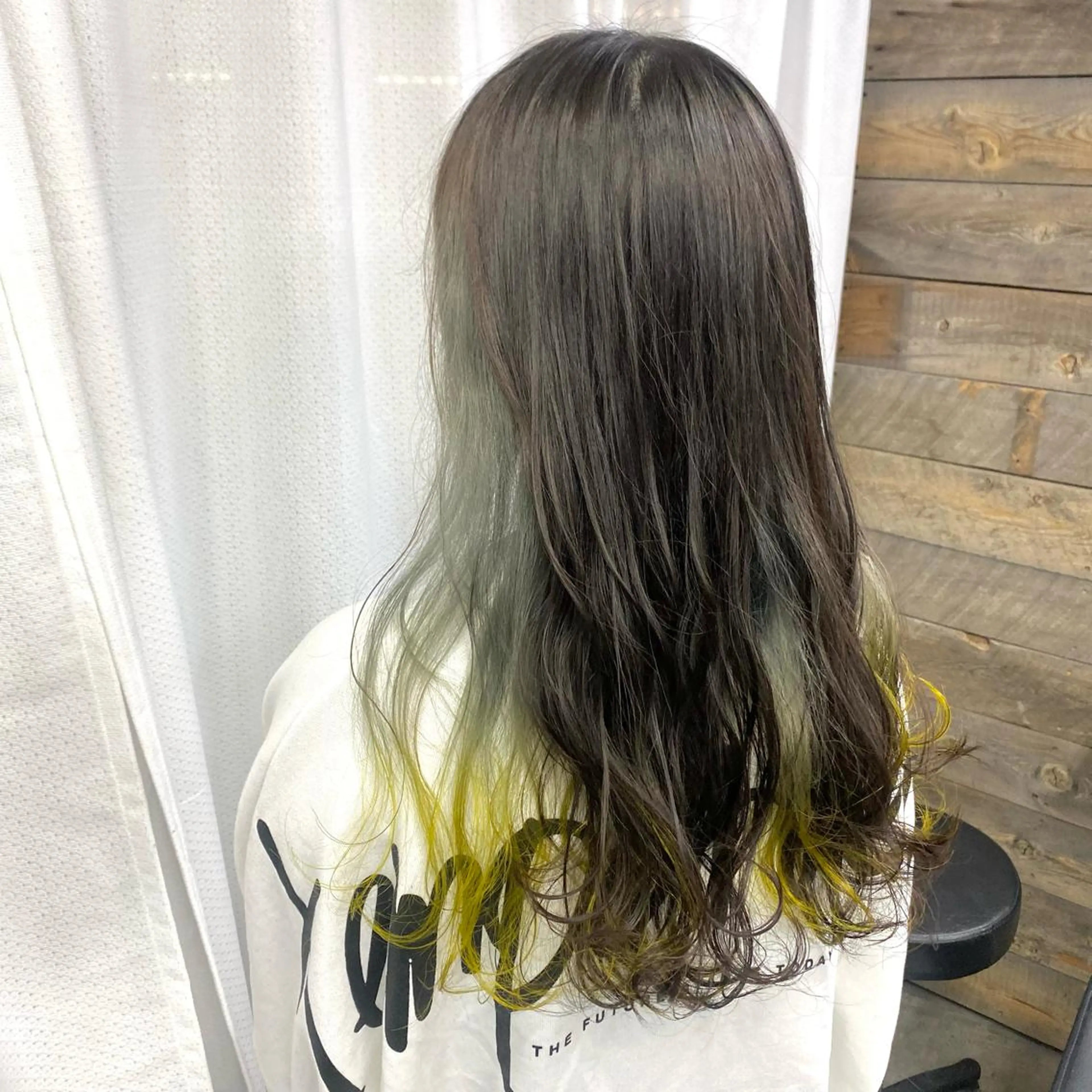 セミロング カラー パーマ ヘアアレンジ イエローカラー カット ヘアカラー トリートメント 年間1500人担当 代表 南一路のヘアスタイル