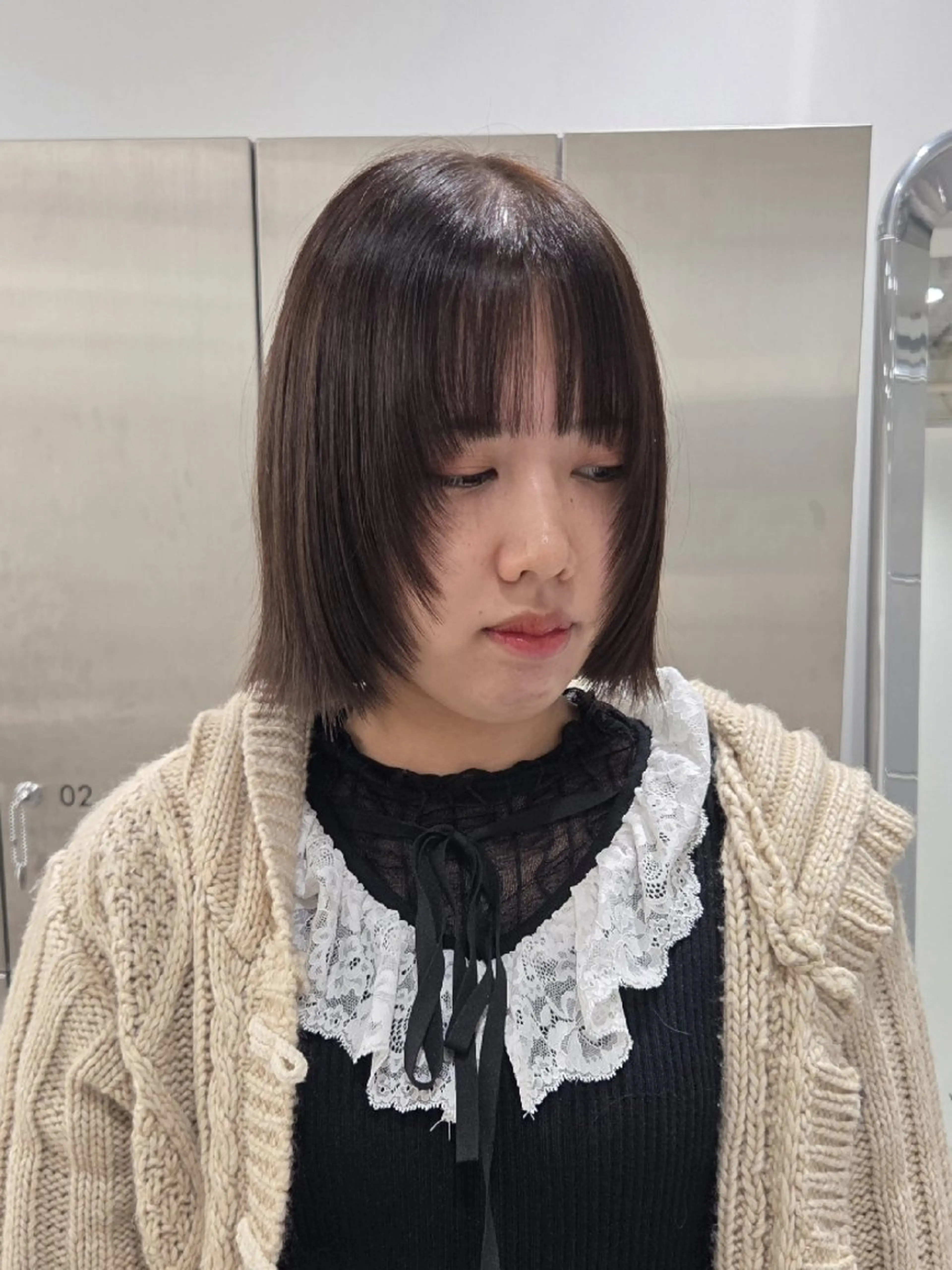 ミディアム ボブ 顔まわりレイヤー 顔周りカット レイヤーカット 小顔カット カット ill 天神大名所属・YOKUTO 透明感カラーボブ特化のヘアスタイル