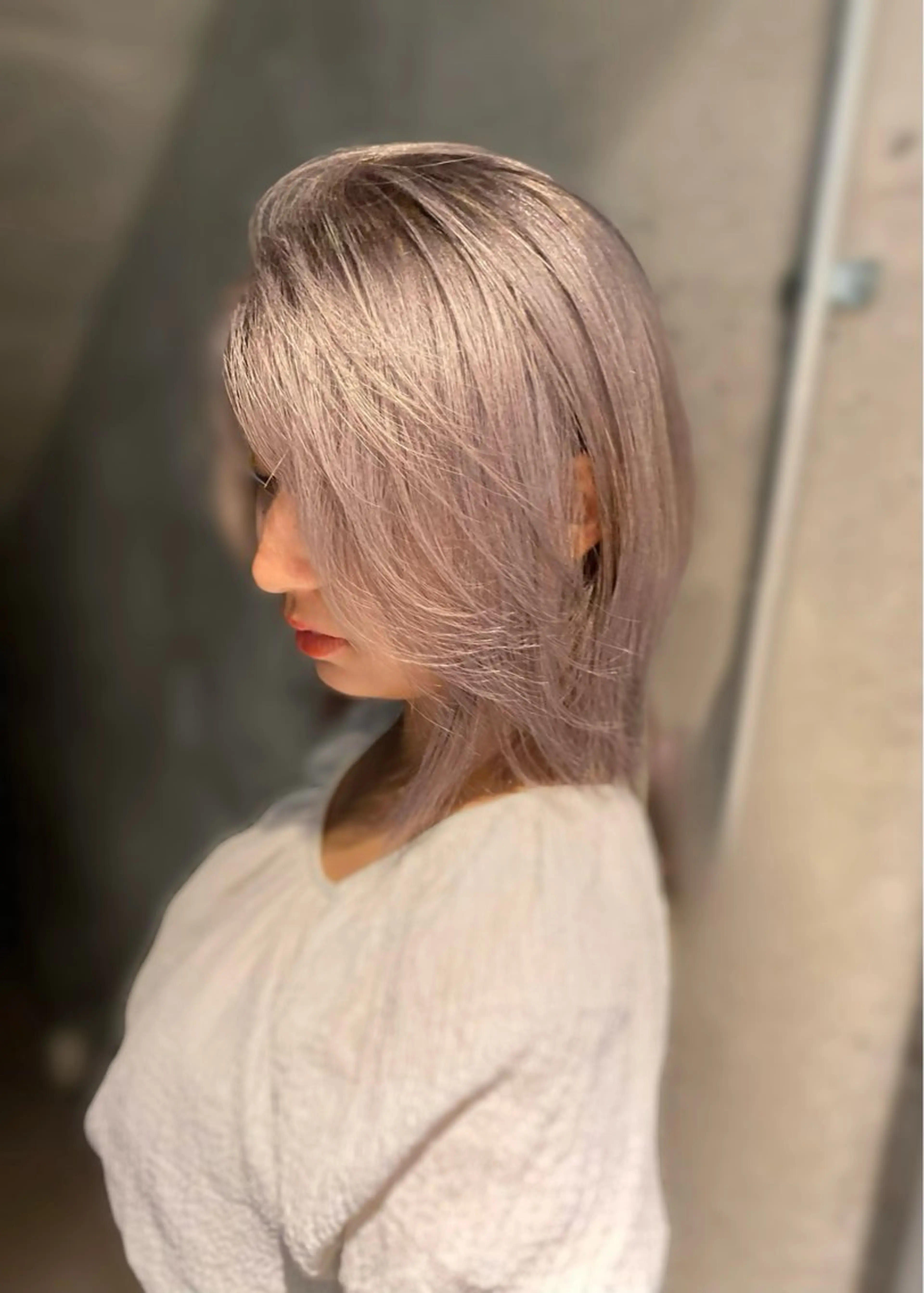 ミディアム カラー ヘアアレンジ ブリーチ ブリーチなしカラー ピンクカラー ピンクパープル パープルカラー ヘアカラー トリートメント mina 🌷のヘアスタイル