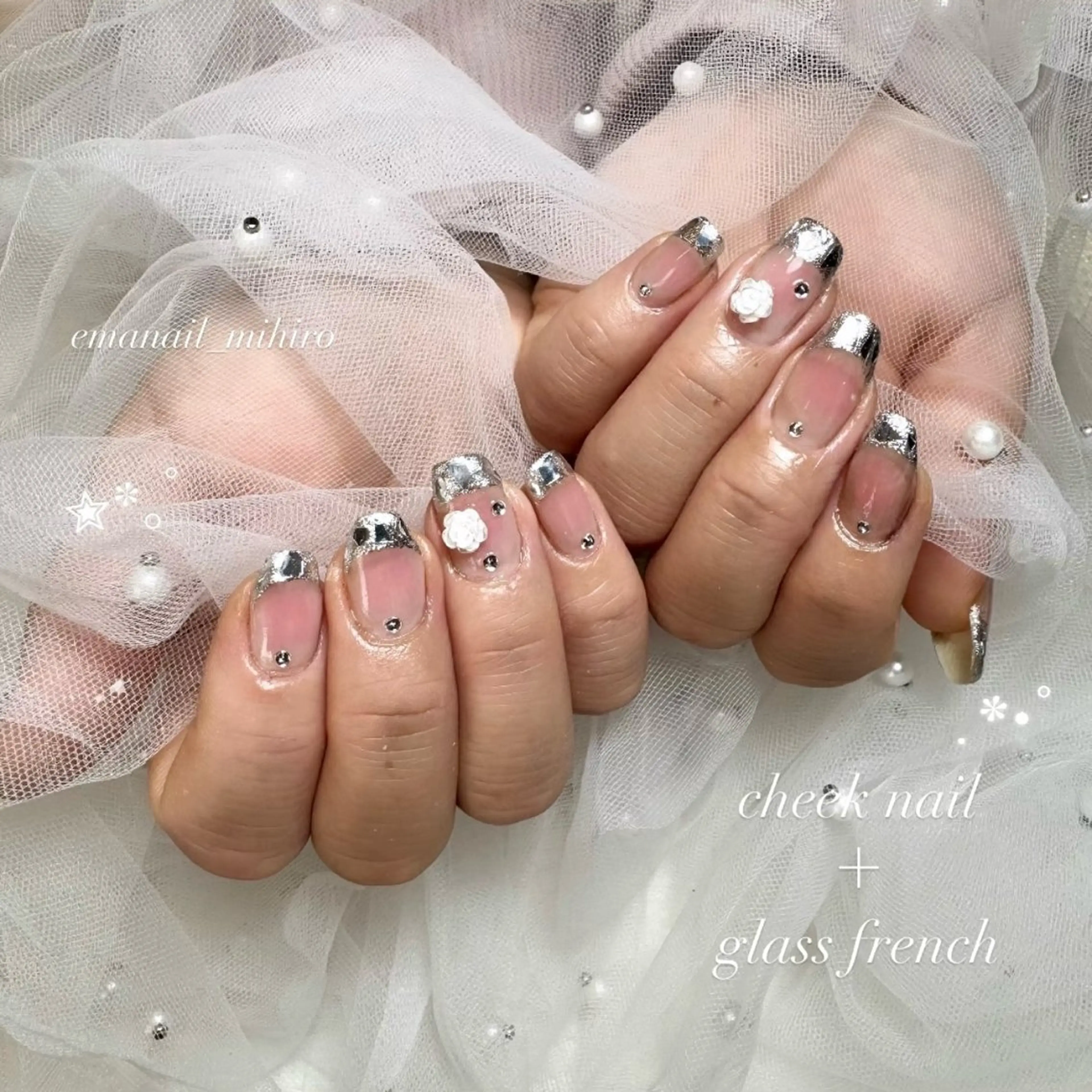 ネイル チークネイル フレンチネイル ガラスフレンチ EmaNail+KIHAKUYA所属・EmaNail本町 🌼Mihiroのネイルデザイン