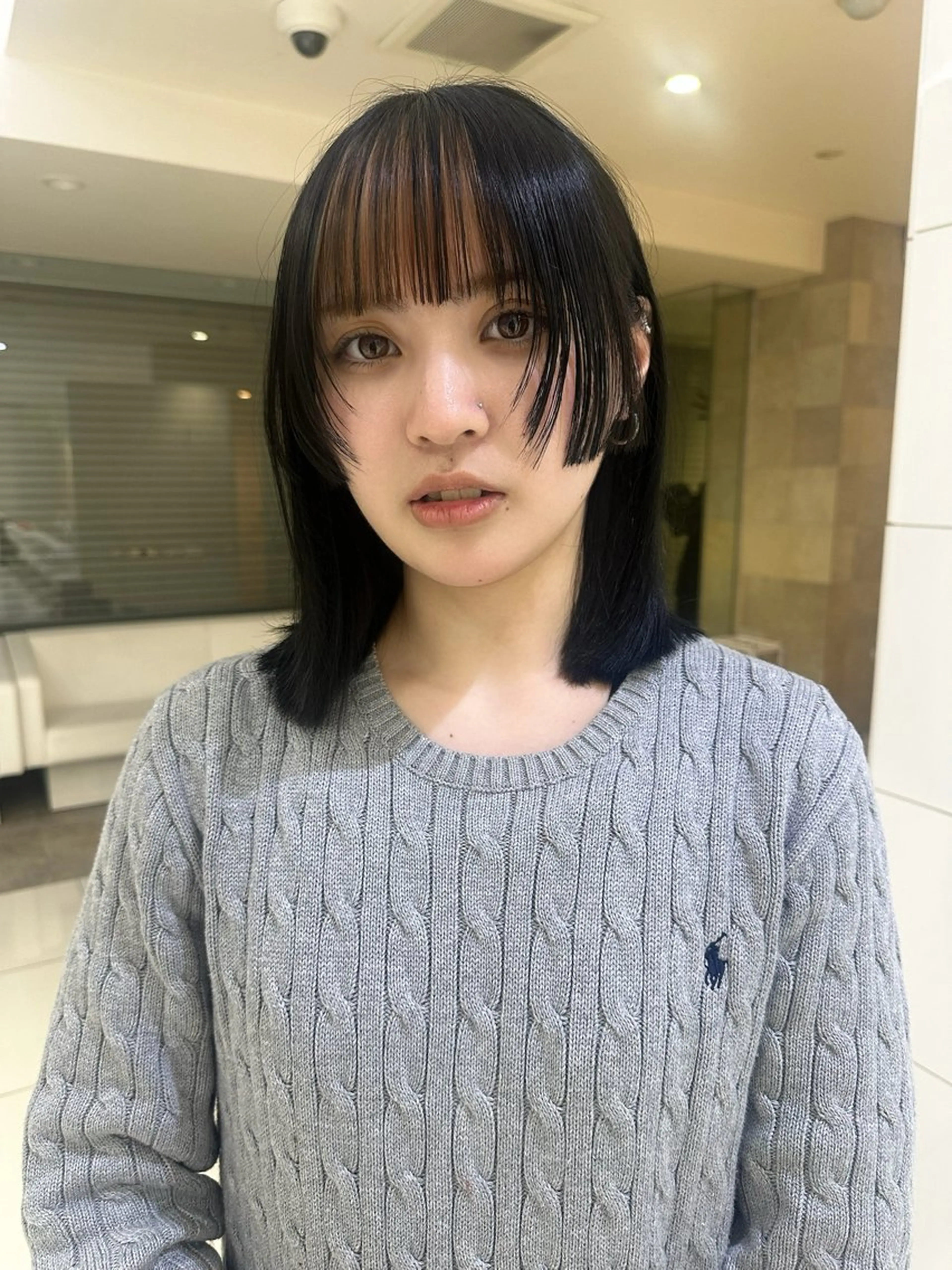 ミディアム カット ヘアカラー 中嶋 夏美のヘアスタイル