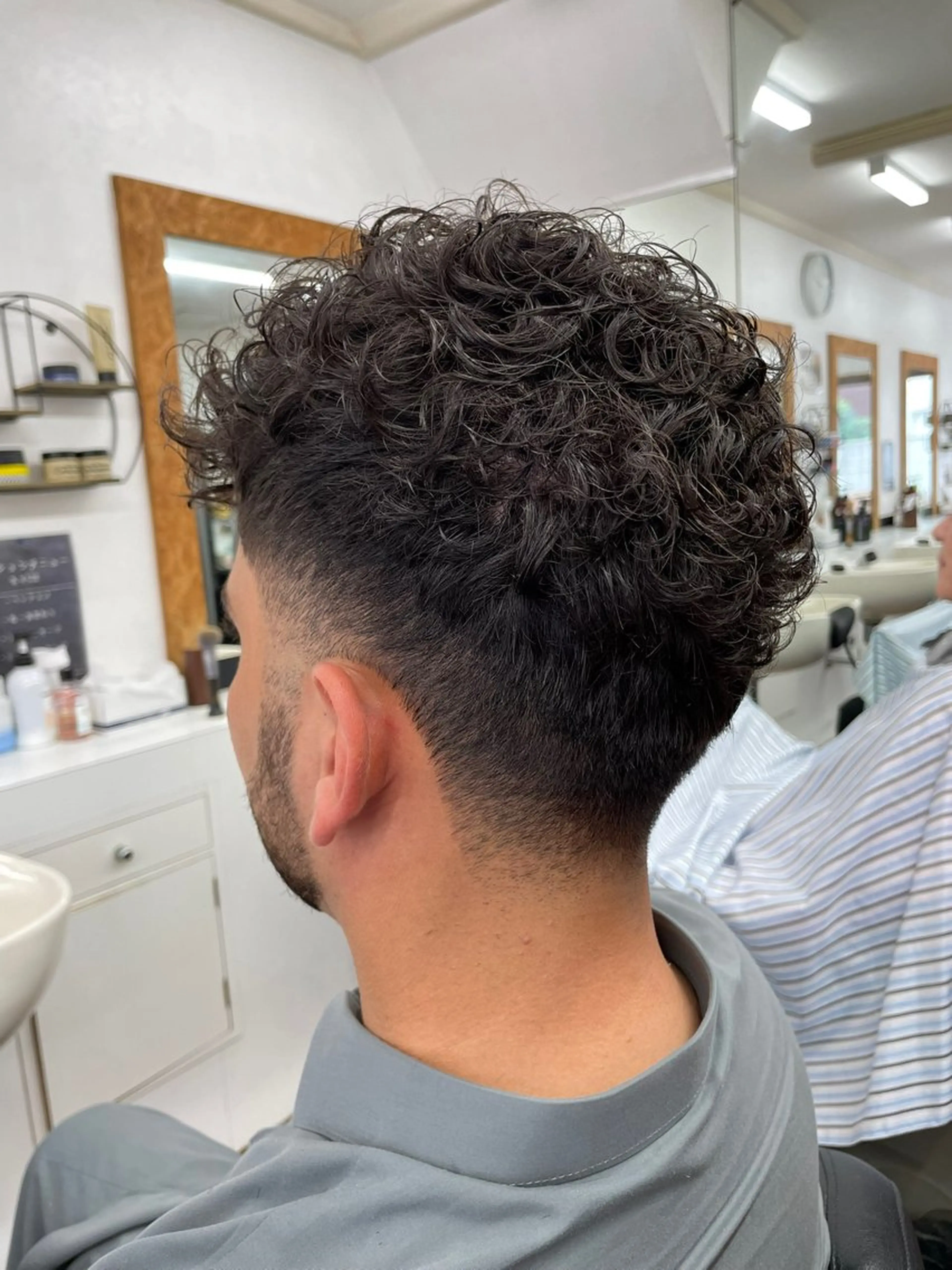 ショート パーマ メンズ カット パーマ レオン所属・本橋 琴実のヘアスタイル