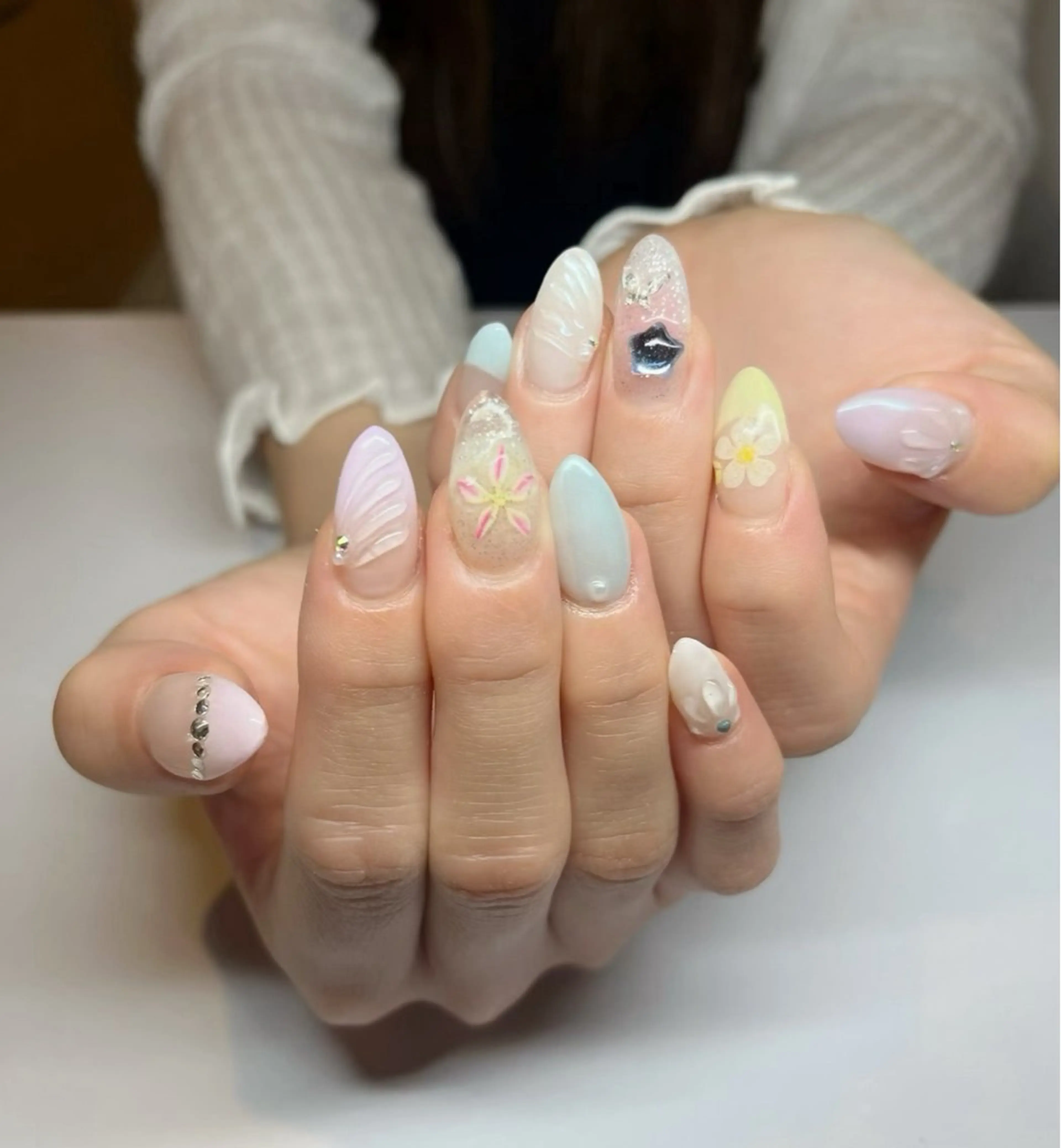 ネイル ハンドネイル E bella 【ベラ】所属・miyuu 【E bella 】のネイルデザイン