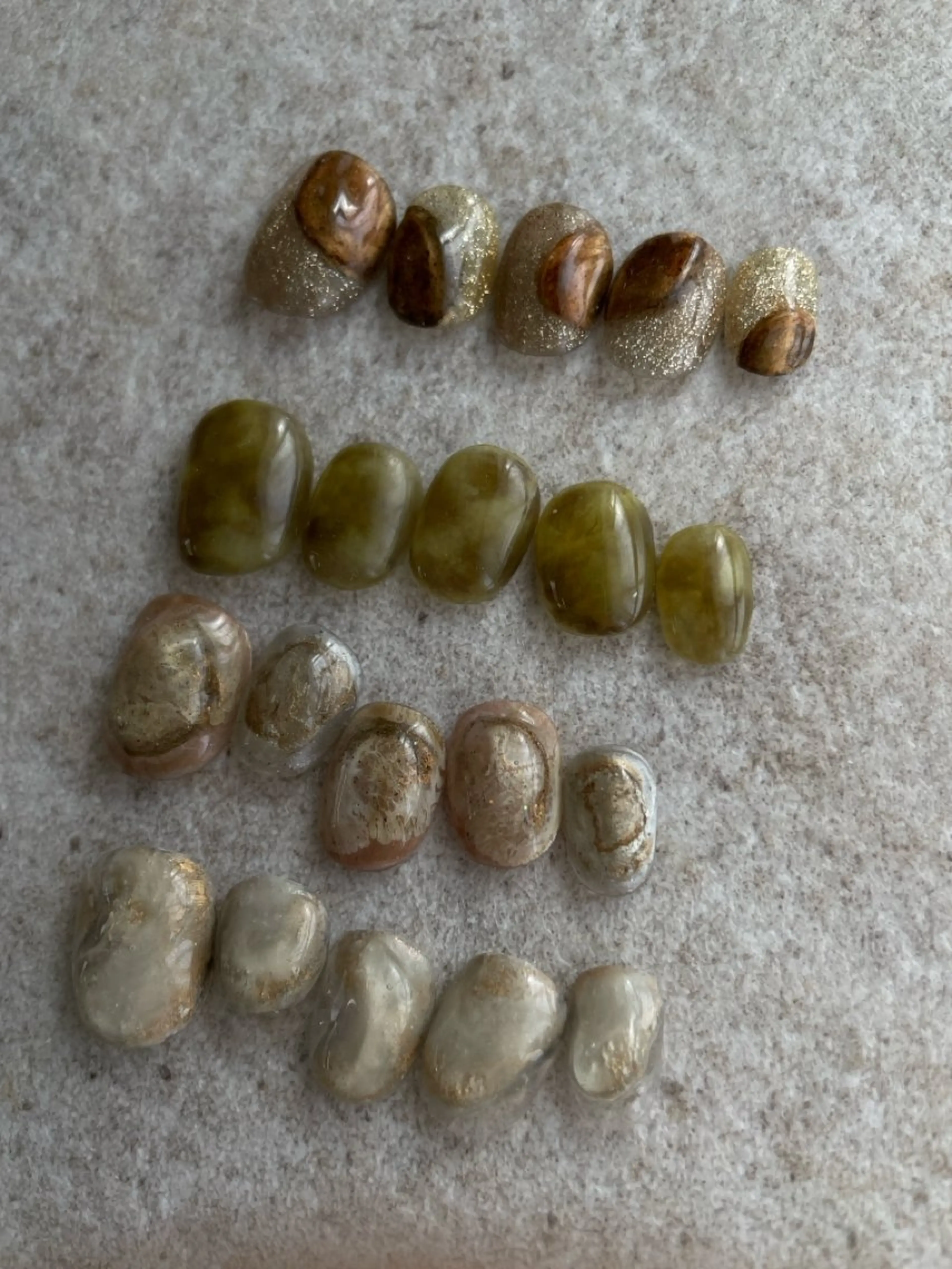 ネイル ジェルネイル ニュアンスネイル ハンドネイル "achoe" コエ HARUNAのネイルデザイン