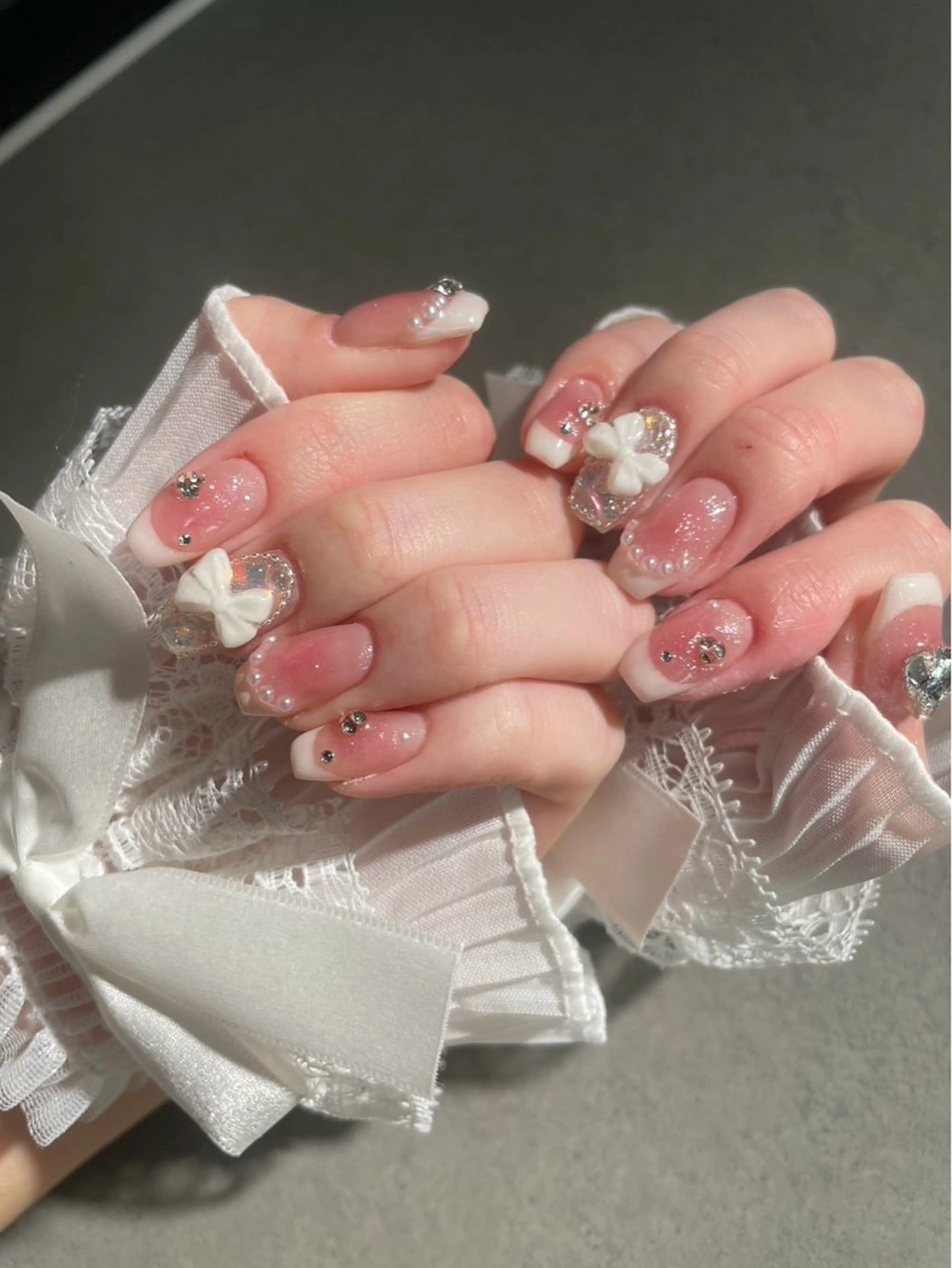 ネイル I-nailロング /ワンホン/キラキラのネイルデザイン