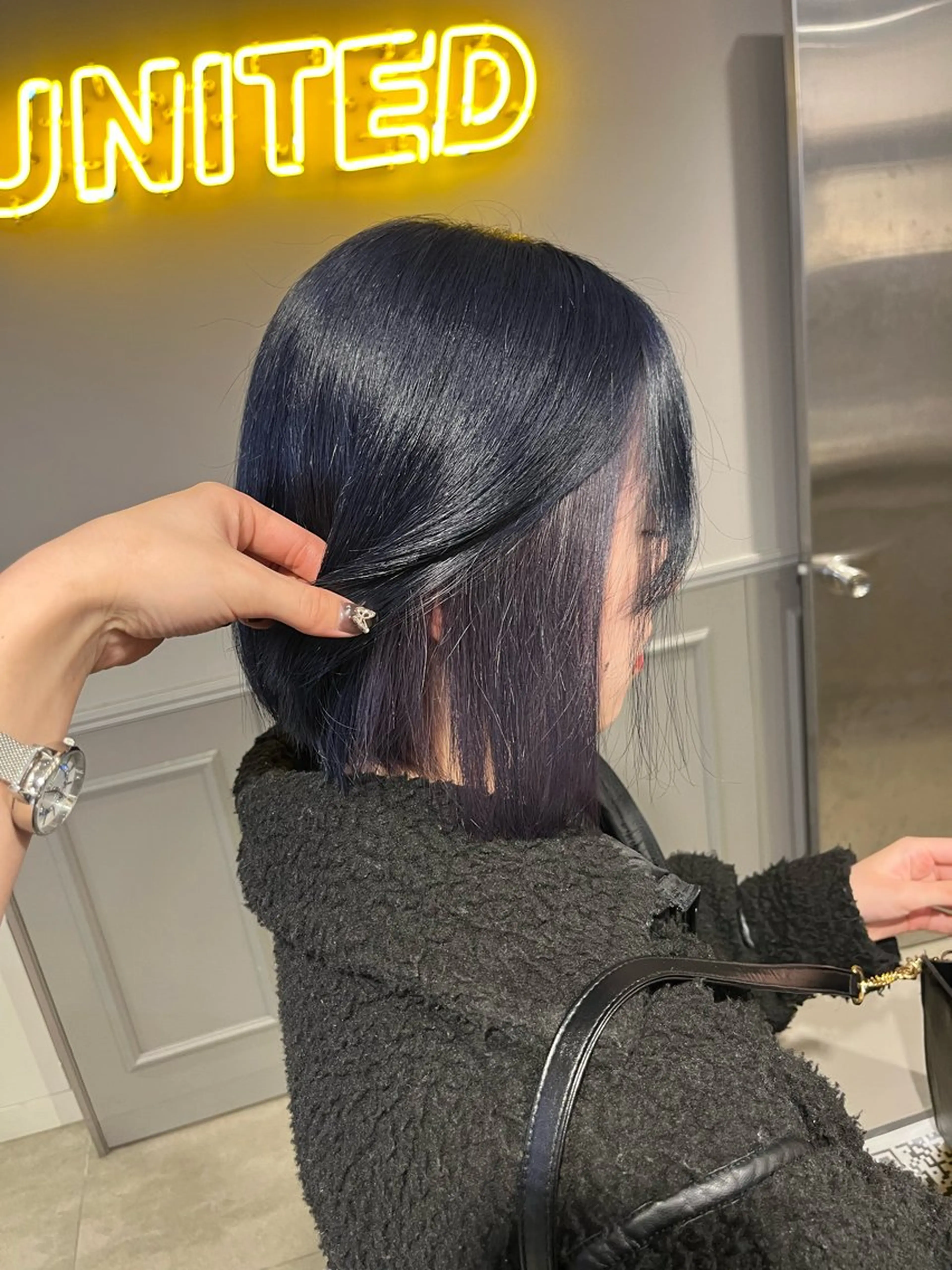 ショート ヘアカラー トリートメント ヘッドスパ ヘアセット 寒色＆ブリーチ特化 寒色MiOのヘアスタイル