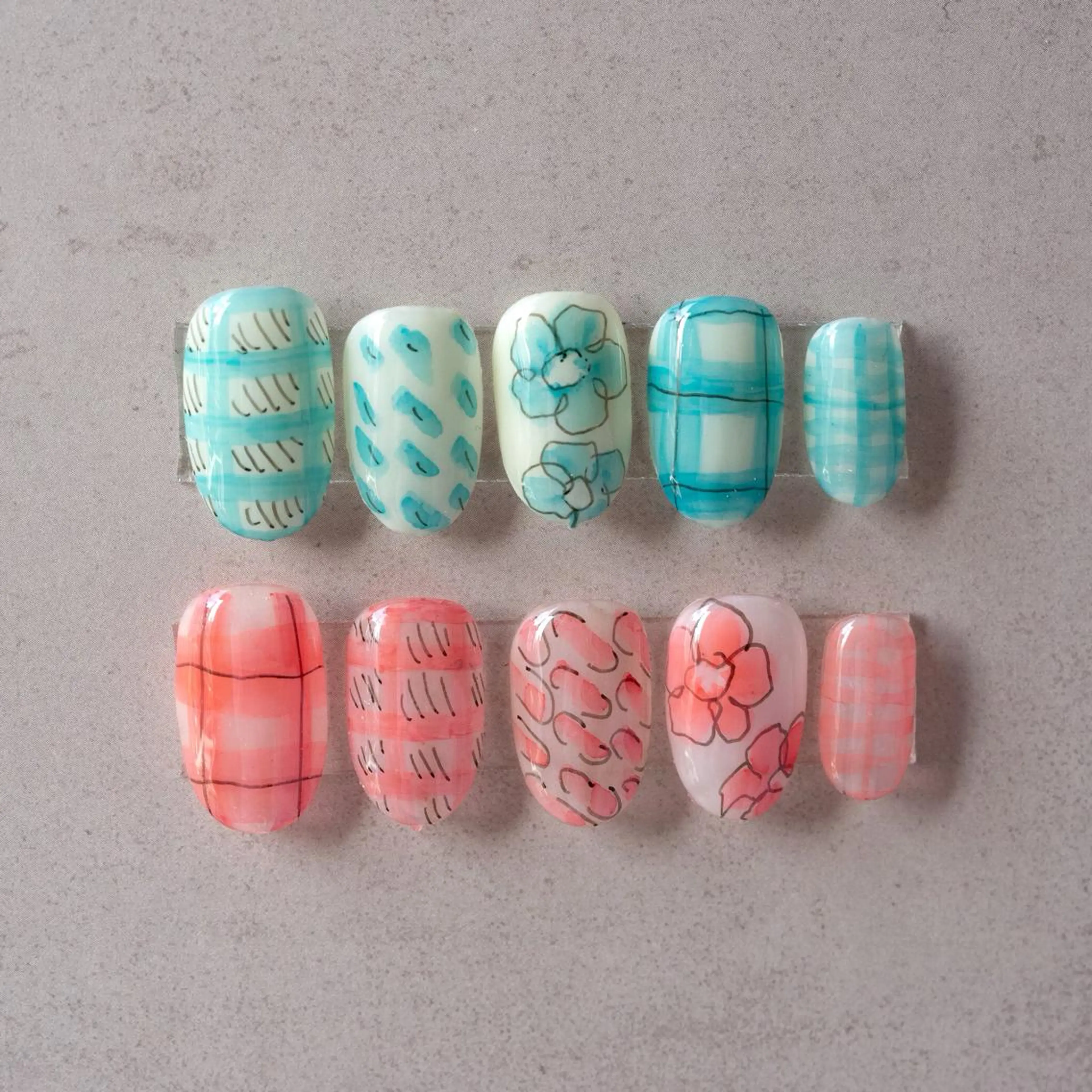 ネイル mano nella mano所属・mano nella manoのネイルデザイン