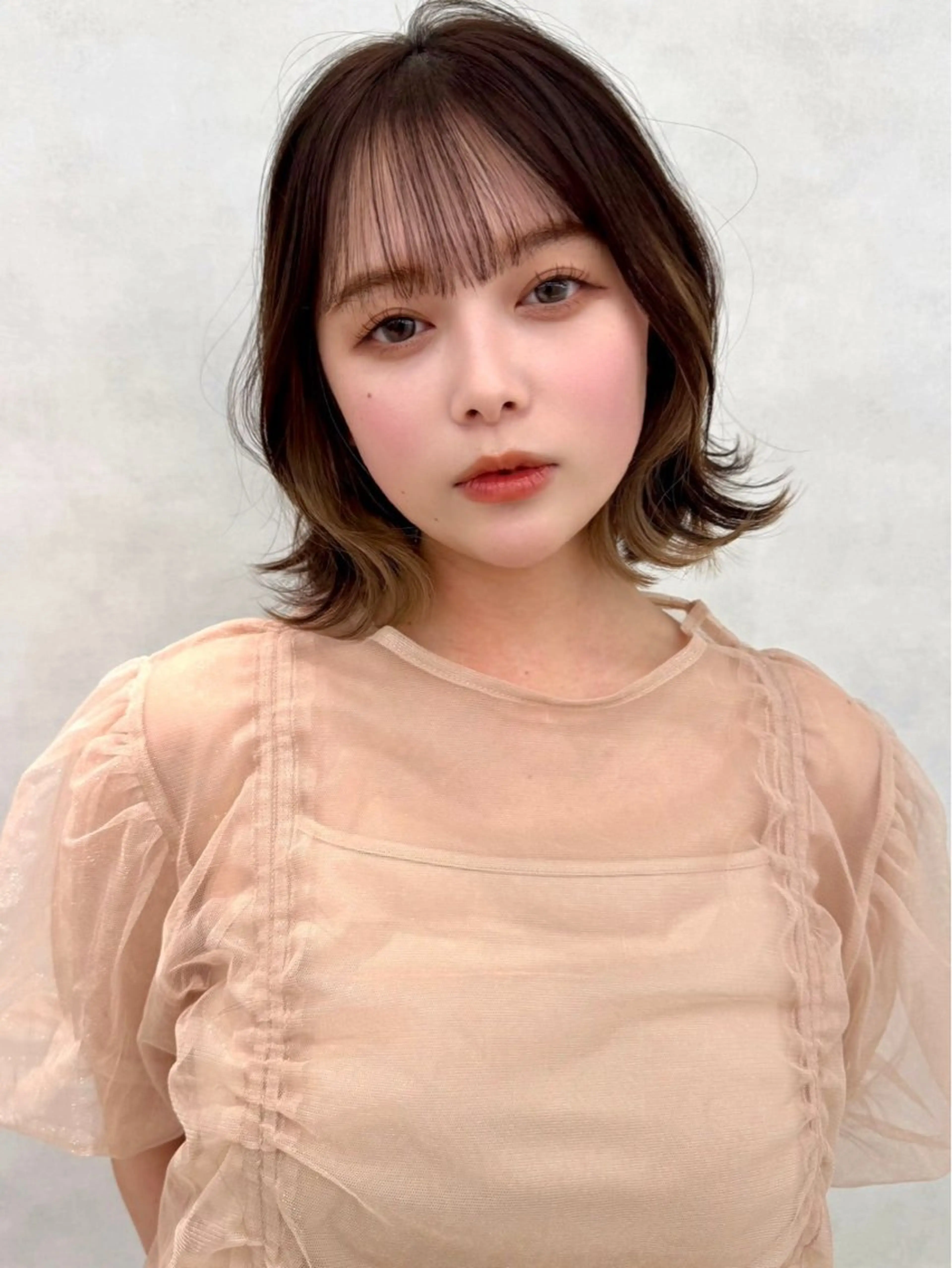 ミディアム ボブ くびれヘア 韓国風ヘア 外ハネヘア ヘアカラー 🇰🇷韓国ヘア★ 副店長.쿠리타⭐︎のヘアスタイル