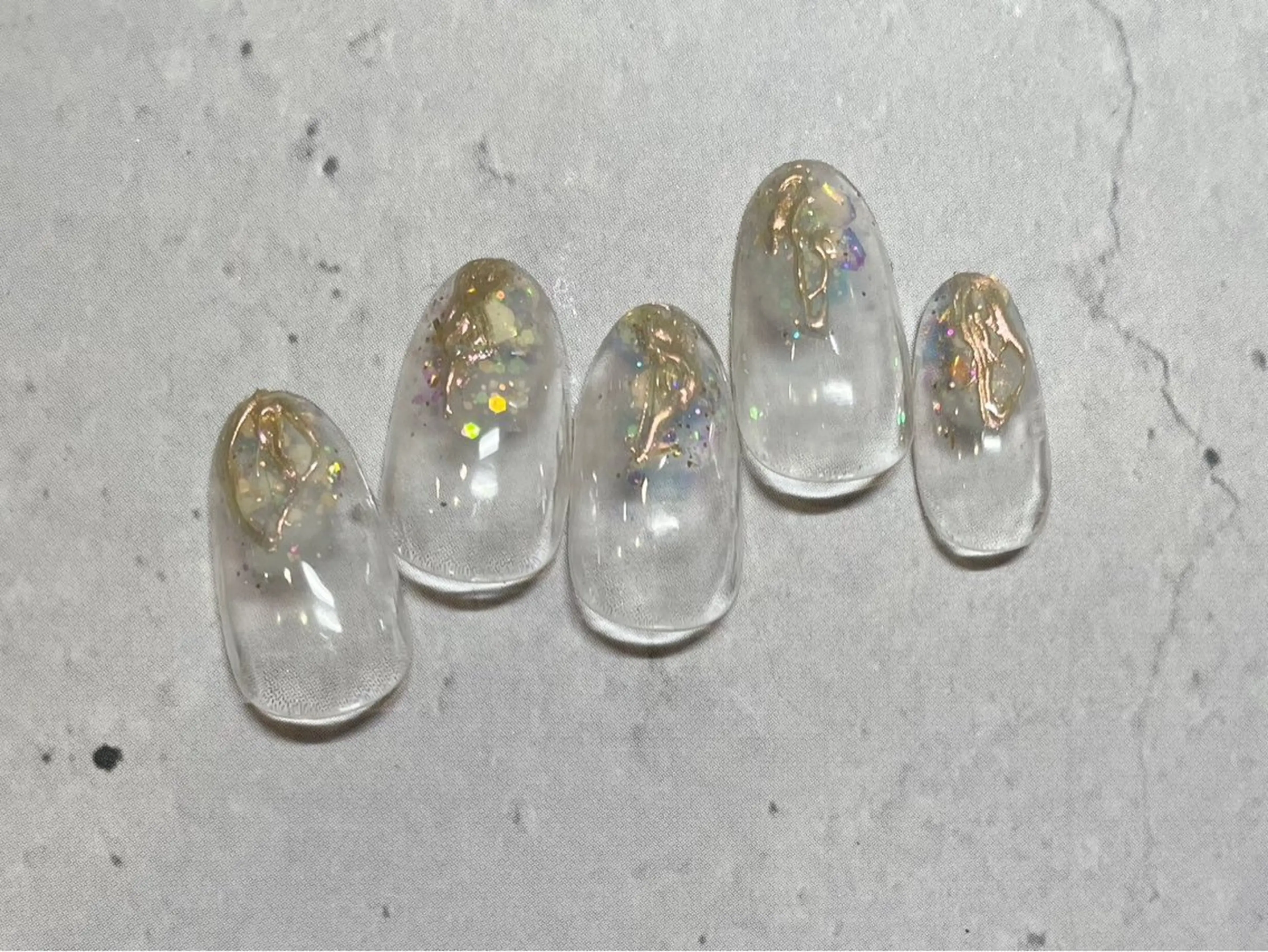 ネイル ハンドネイル chika .のネイルデザイン