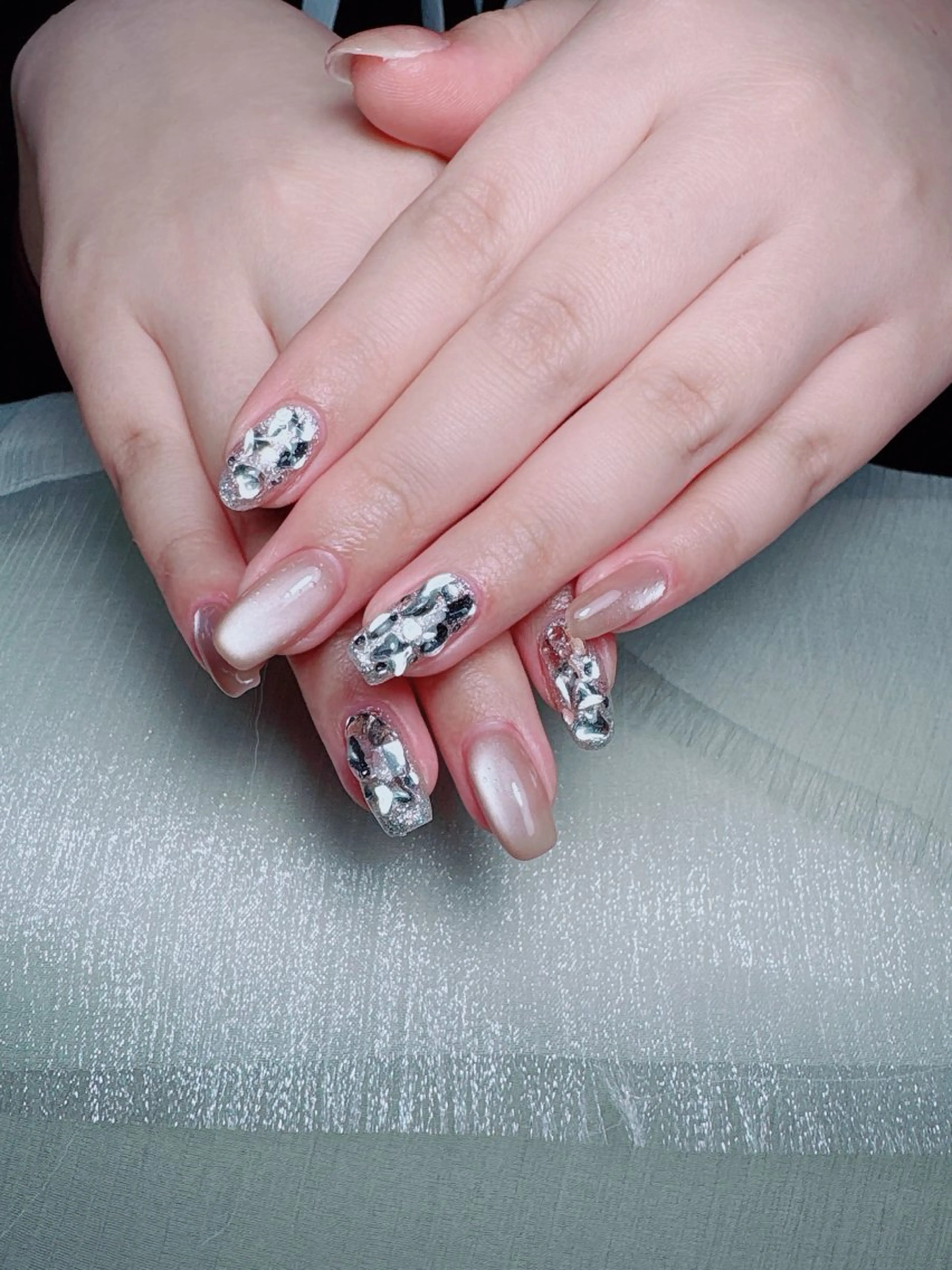 ネイル ハンドネイル Yuxi Beauty salon 【ユーシィー ビューティ サロン】所属・ユーシーネイルサロン 池田公園店のネイルデザイン