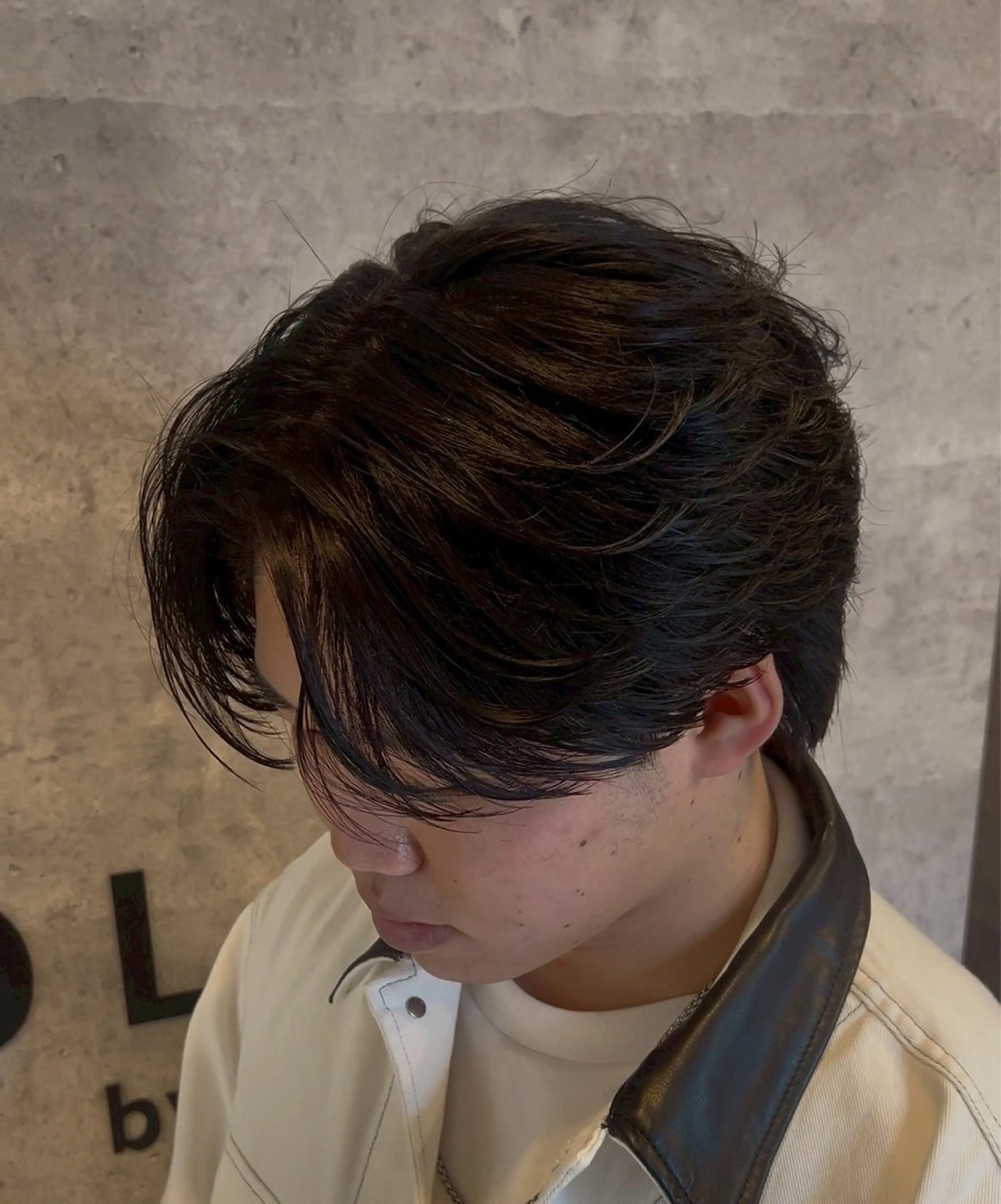 メンズ センターパート 柴原 朋生のヘアスタイル