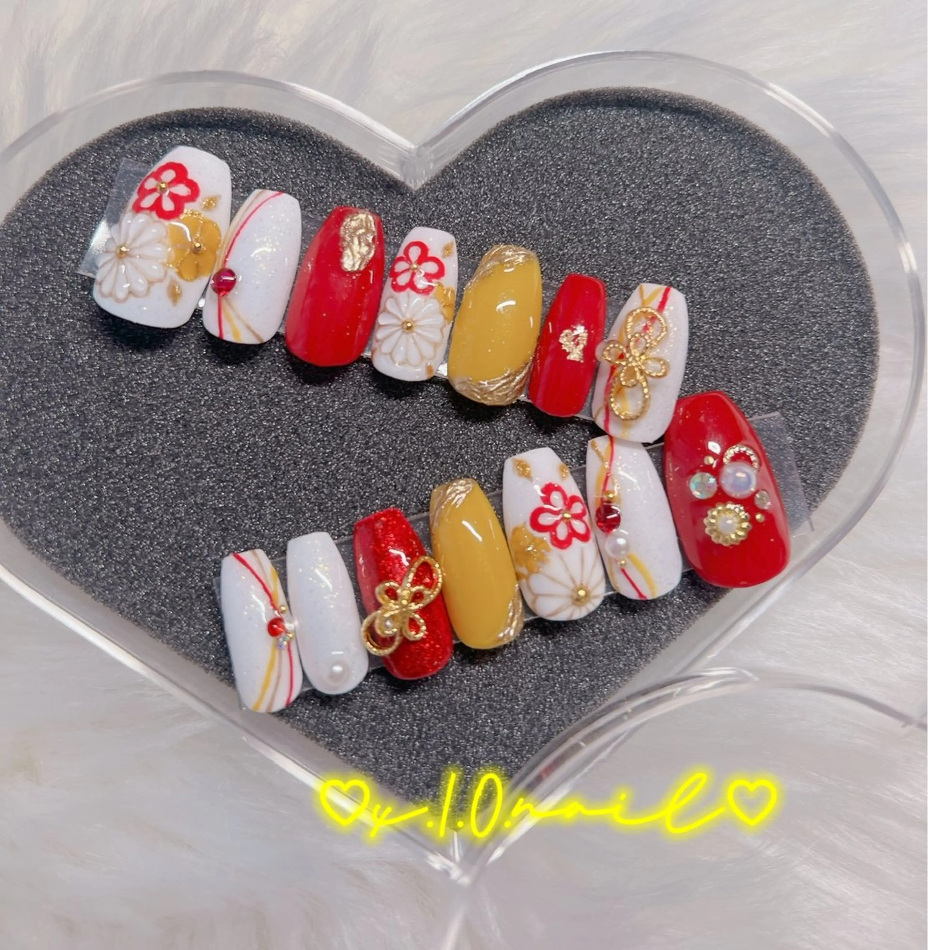 ネイル 成人式 ネイルチップ ハンドネイル x.1.0.nail ♡Cのネイルデザイン