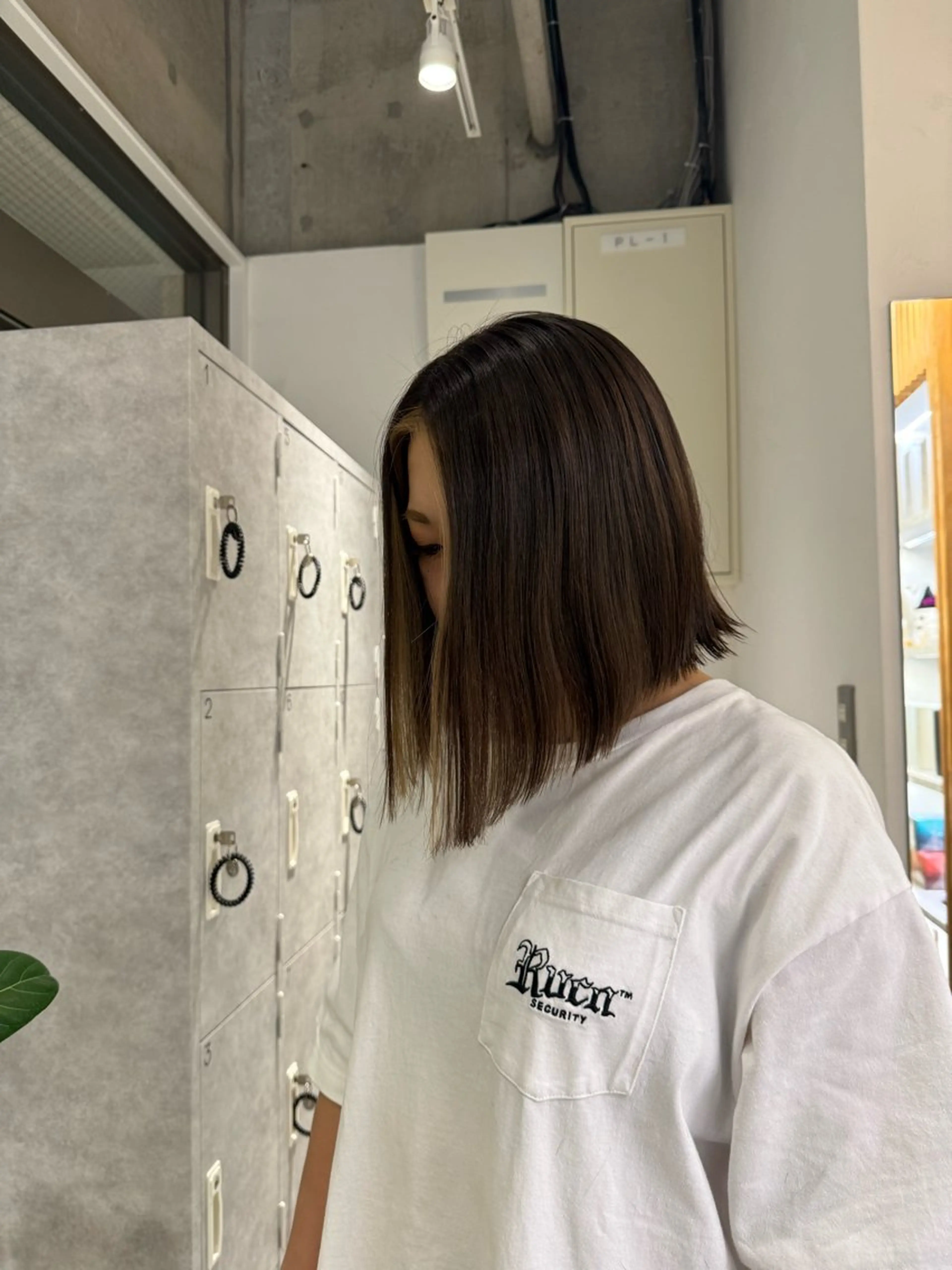 ショート カット 🍓mito/ デザインカラー🍓のヘアスタイル