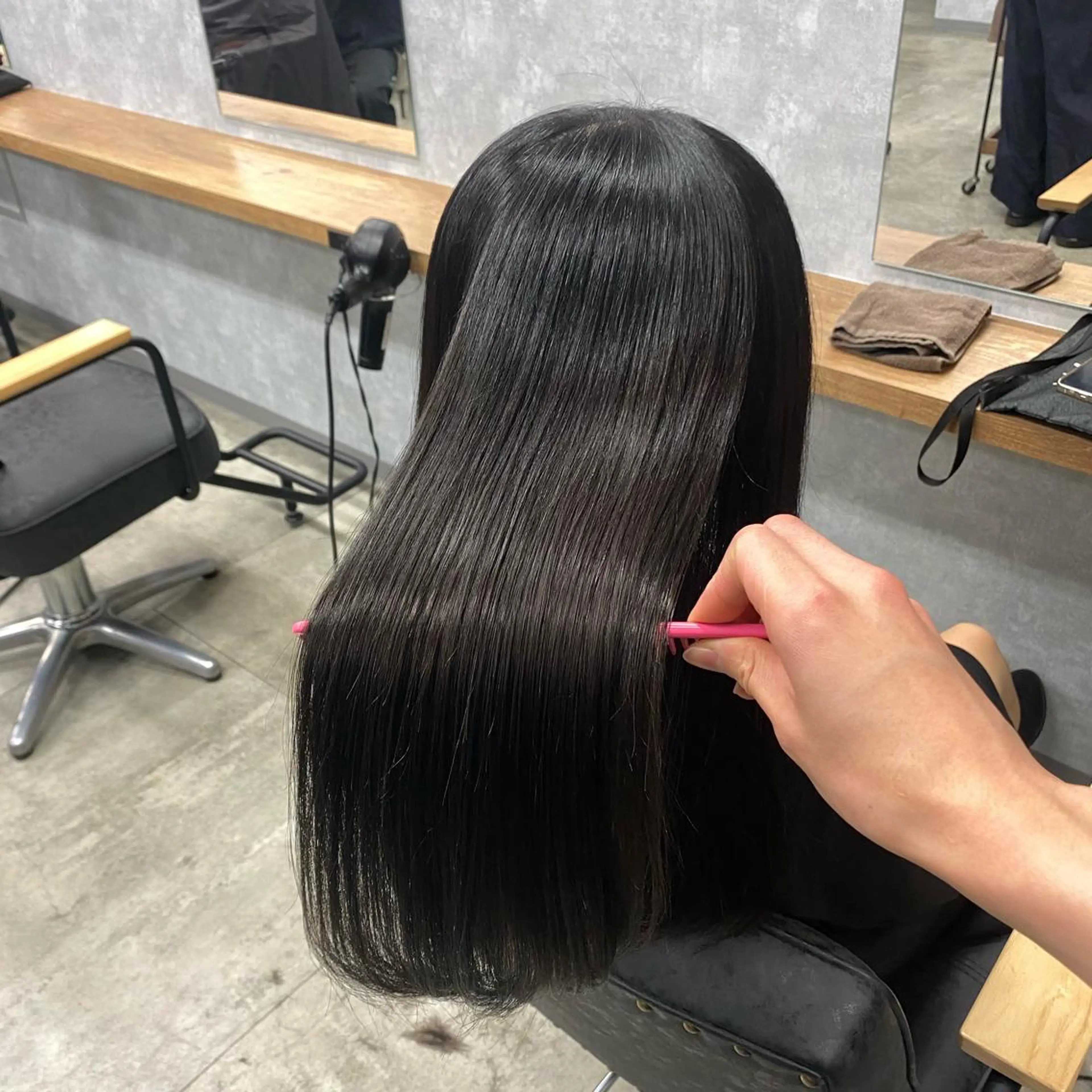 セミロング Lutia所属・Lutia  チノ リキマル🍀のヘアスタイル