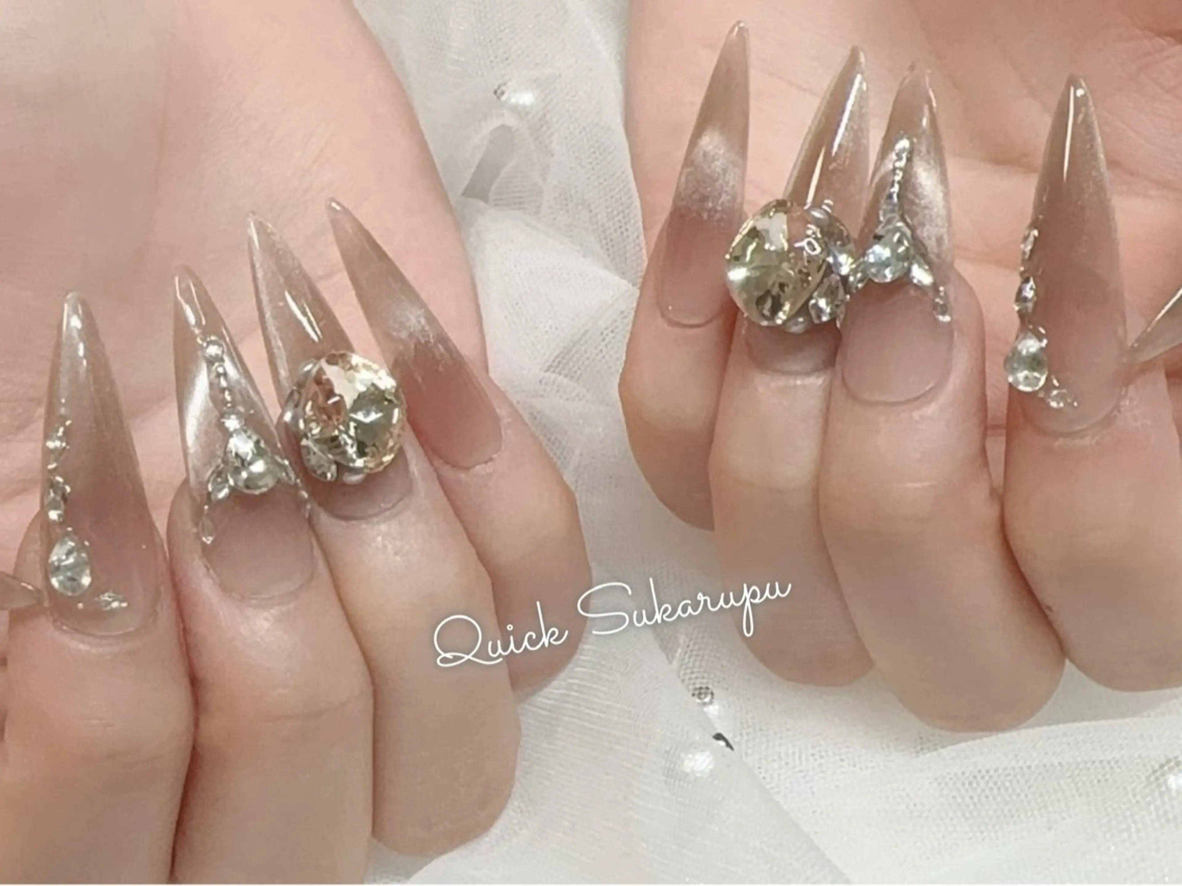 ネイル ハンドネイル Quick Sukarupu 新宿店所属・澤田 あれのネイルデザイン