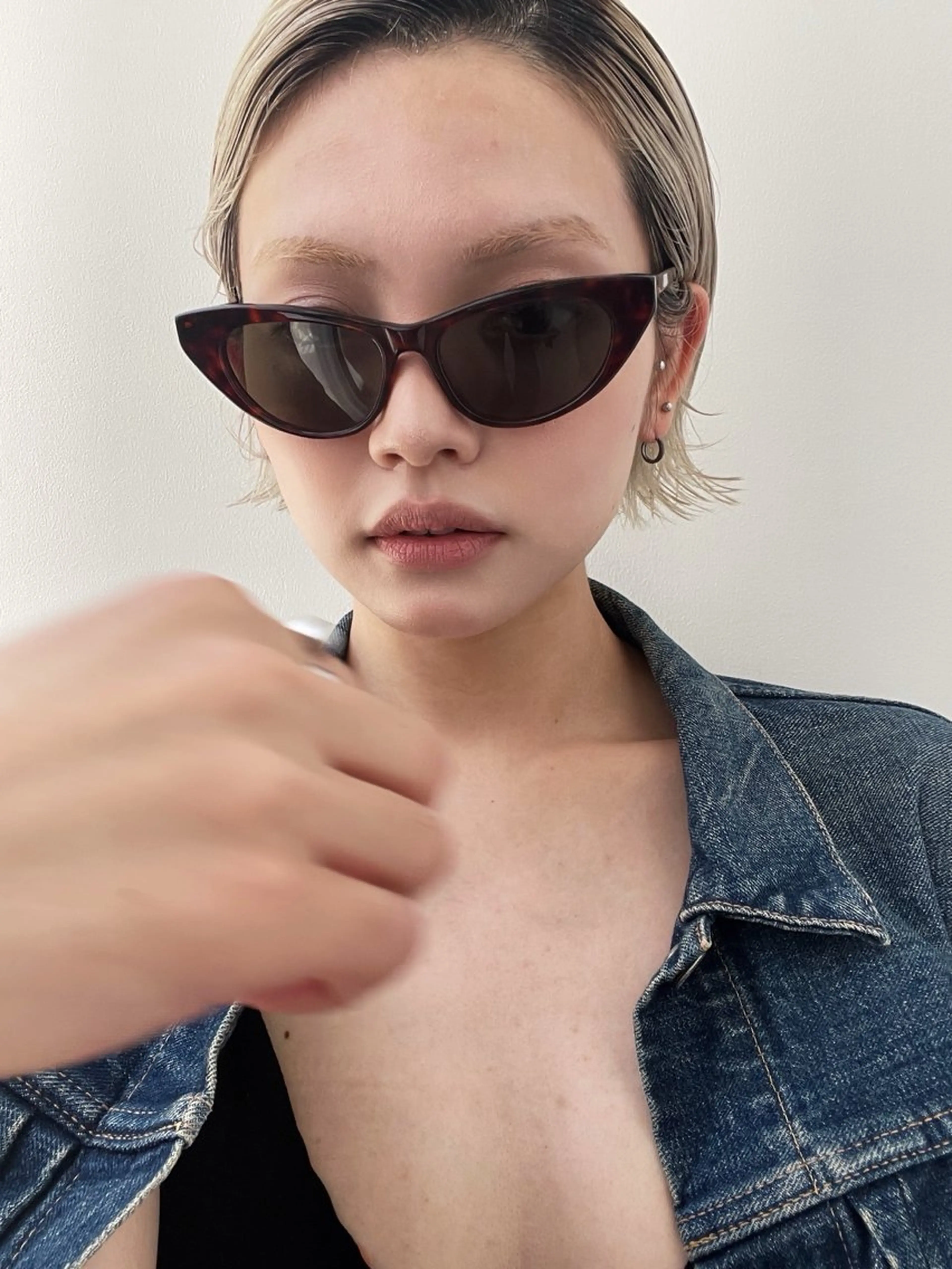 cut & bleach colorの写真