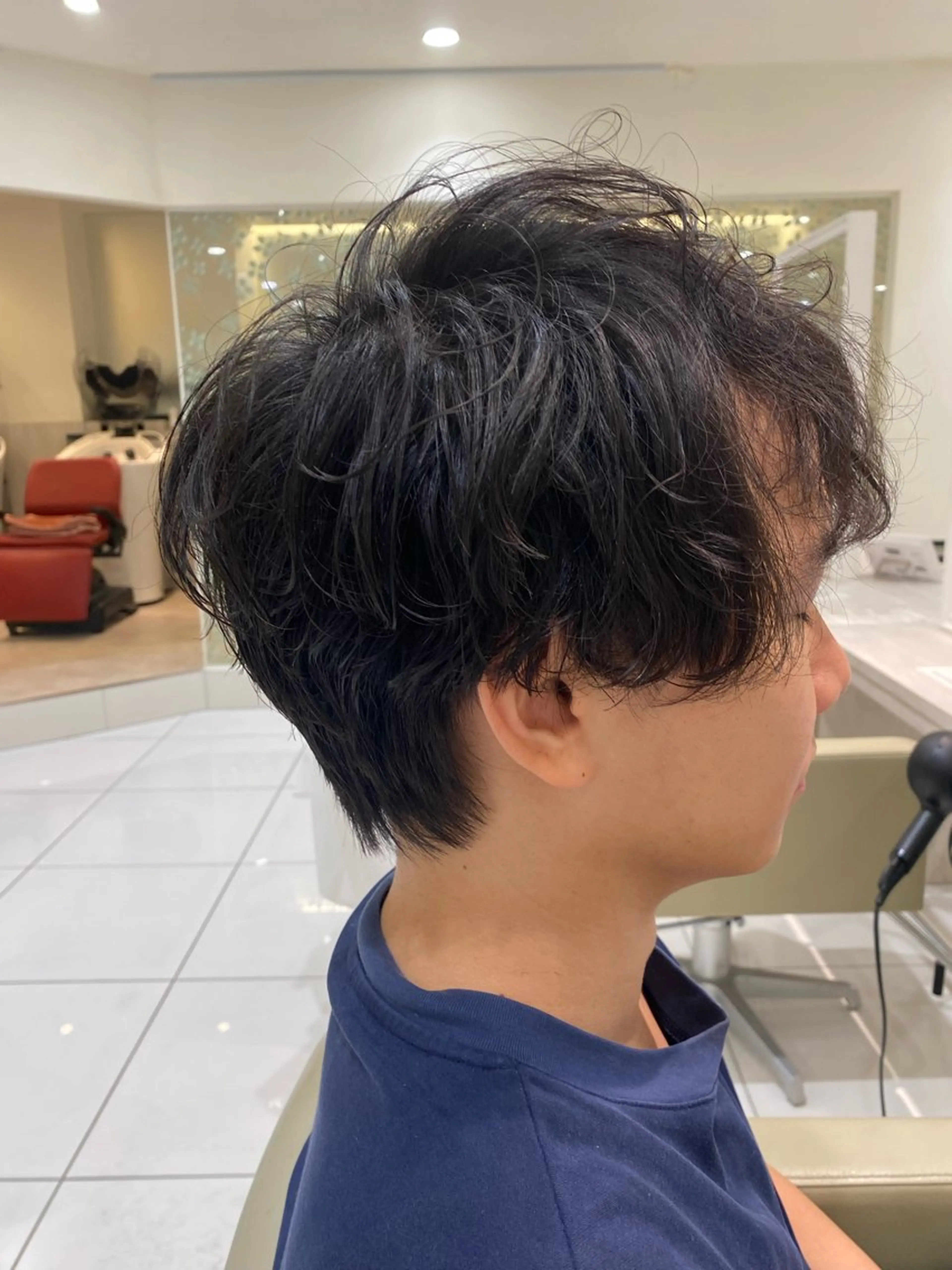 ショート パーマ メンズ マッシュウルフ マッシュ メンズパーマ メンズウルフカット ウルフカット マッシュウルフ ボブ Hirotoのヘアスタイル