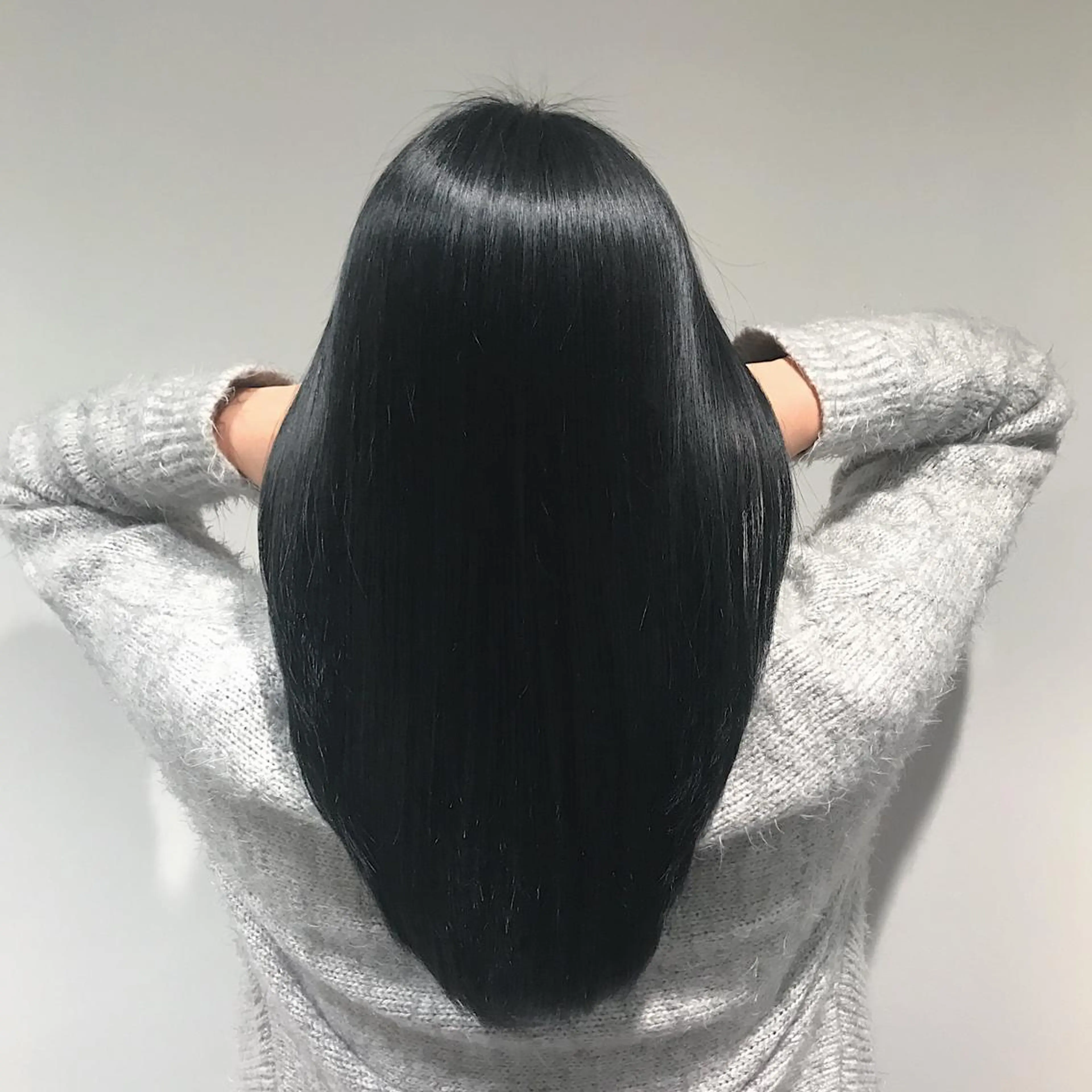 ロング カラー ヘアアレンジ Zina渋谷エリア マネージャShionのヘアスタイル