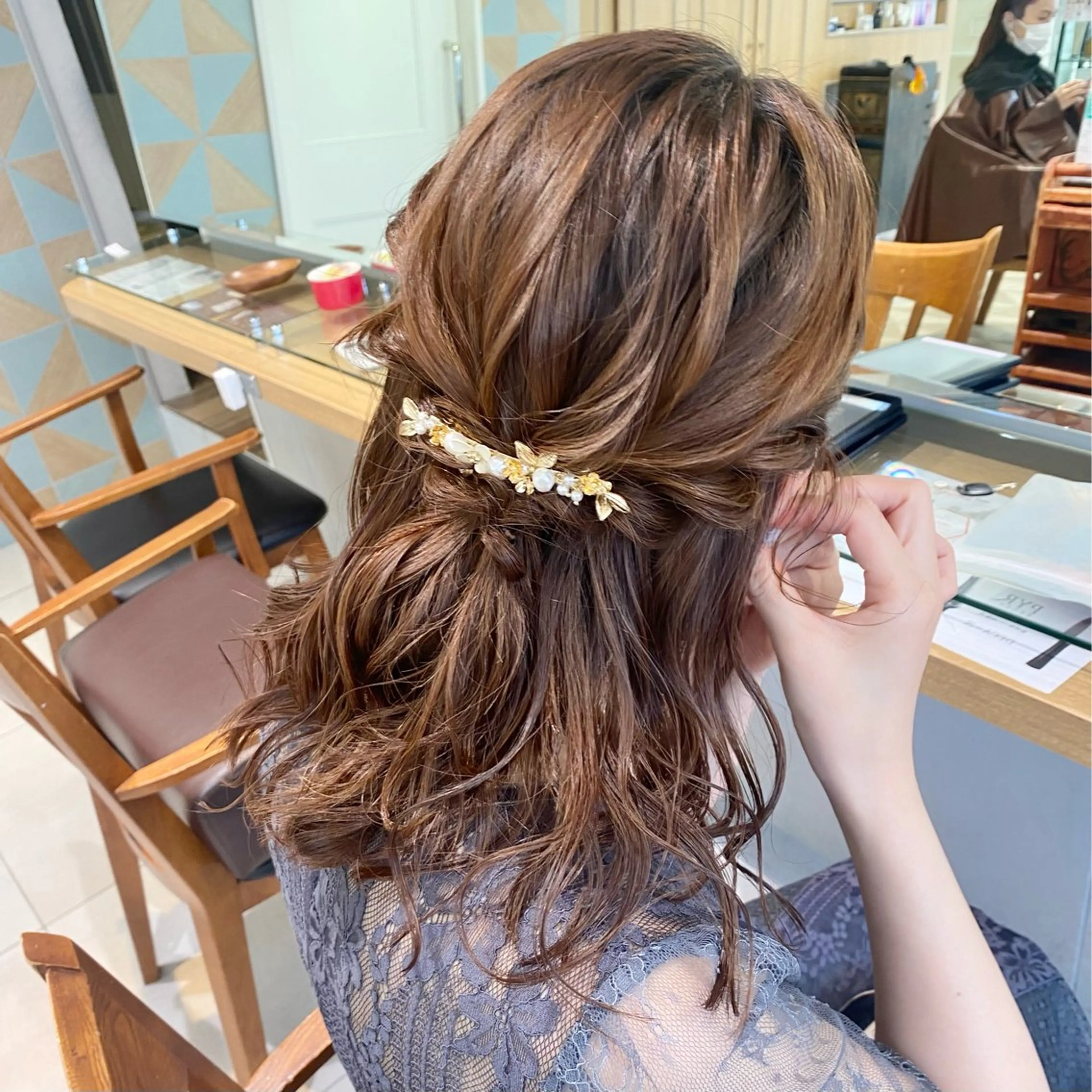 セミロング カラー ヘアアレンジ ヘアセット 吉水 彩乃 /ボブ/透明感カラーのヘアスタイル