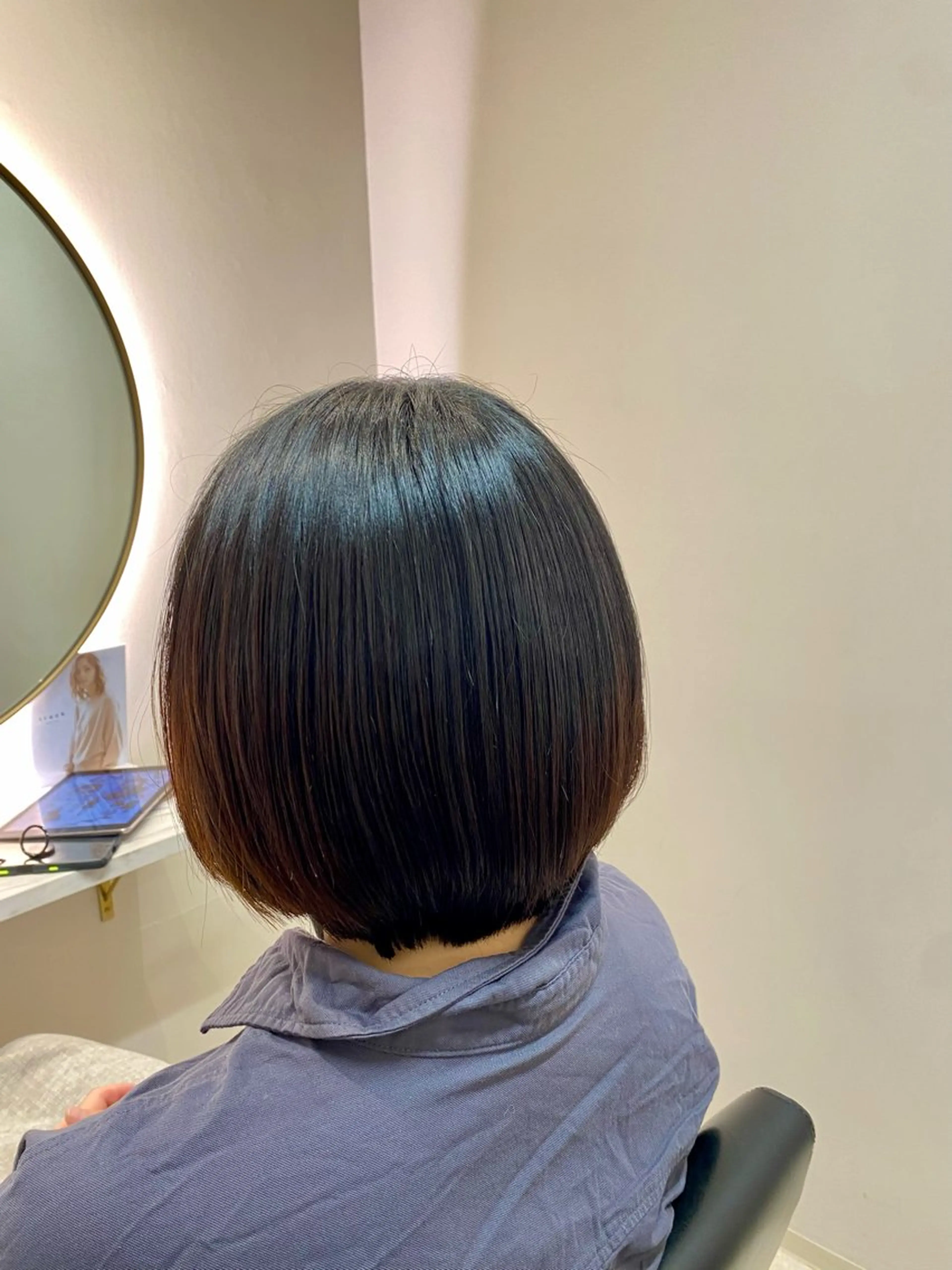 ショート 韓国🇰🇷艶髪 ケアカラーSHURIのヘアスタイル