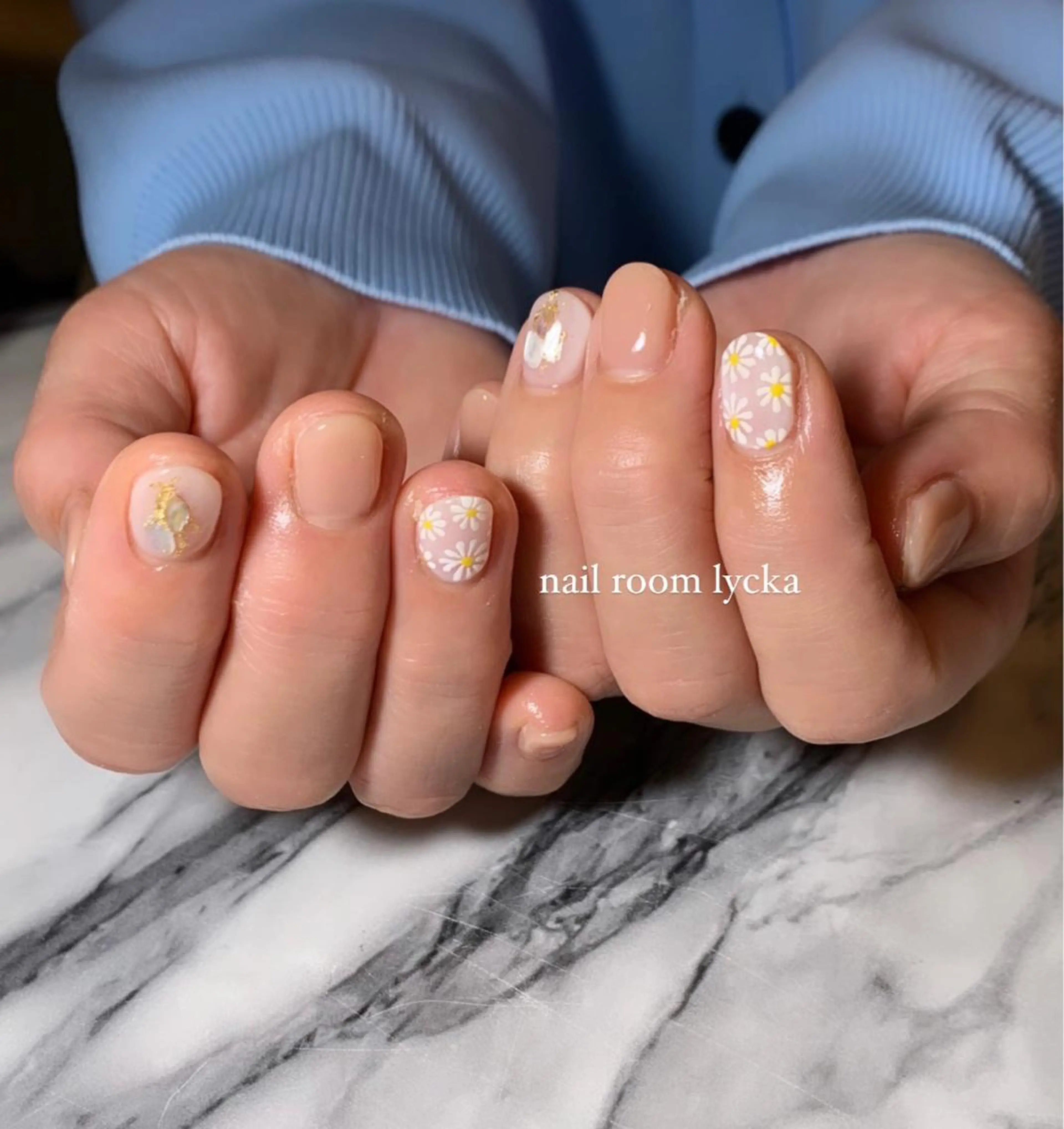 ネイル ﾈｲﾙﾙｰﾑﾘｯｶ 𝐦𝐚𝐲𝐮のネイルデザイン