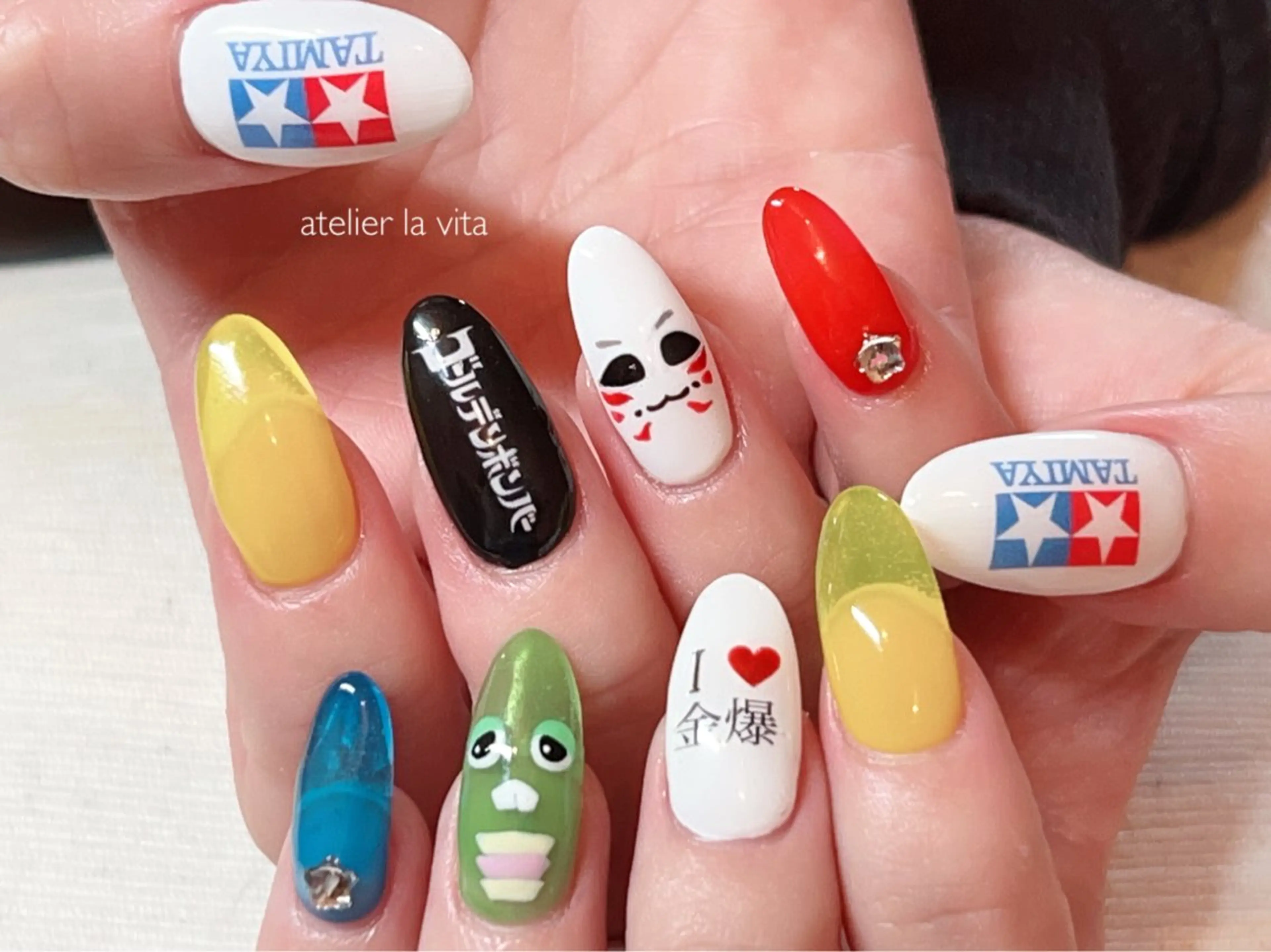 ネイル ジェルネイル ハート 氷ネイル・うるうるネイル マグネットネイル メンズネイル atelier la vita所属・lavita. mimuraのネイルデザイン