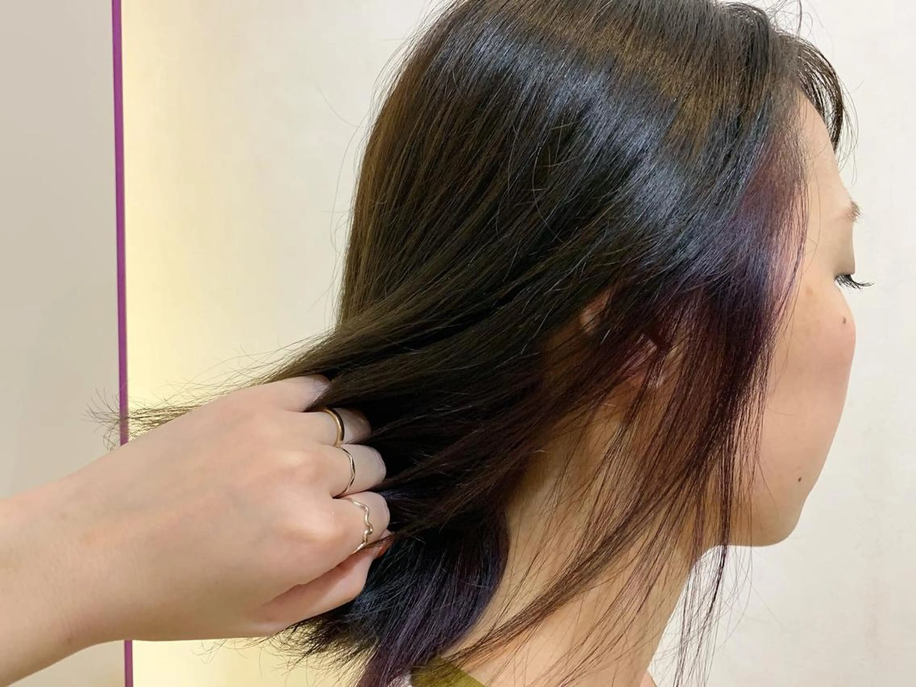 ミディアム カラー KARIOCA HEAD DESIGN所属・Sakairi Yunaのヘアスタイル