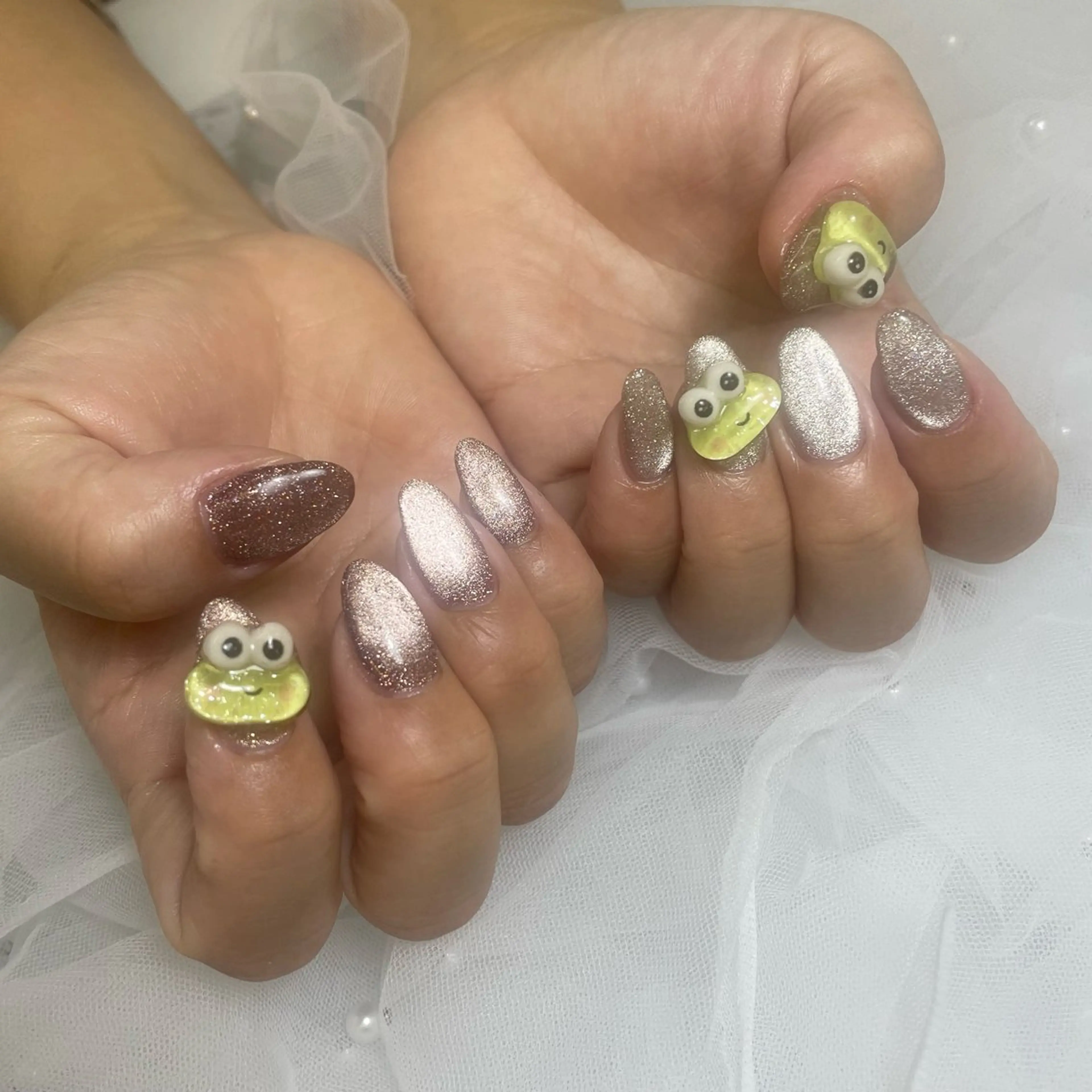 ネイル ハンドネイル フットネイル S LOUNGE NAIL所属・パーツたくさん🍓 SUMIのネイルデザイン