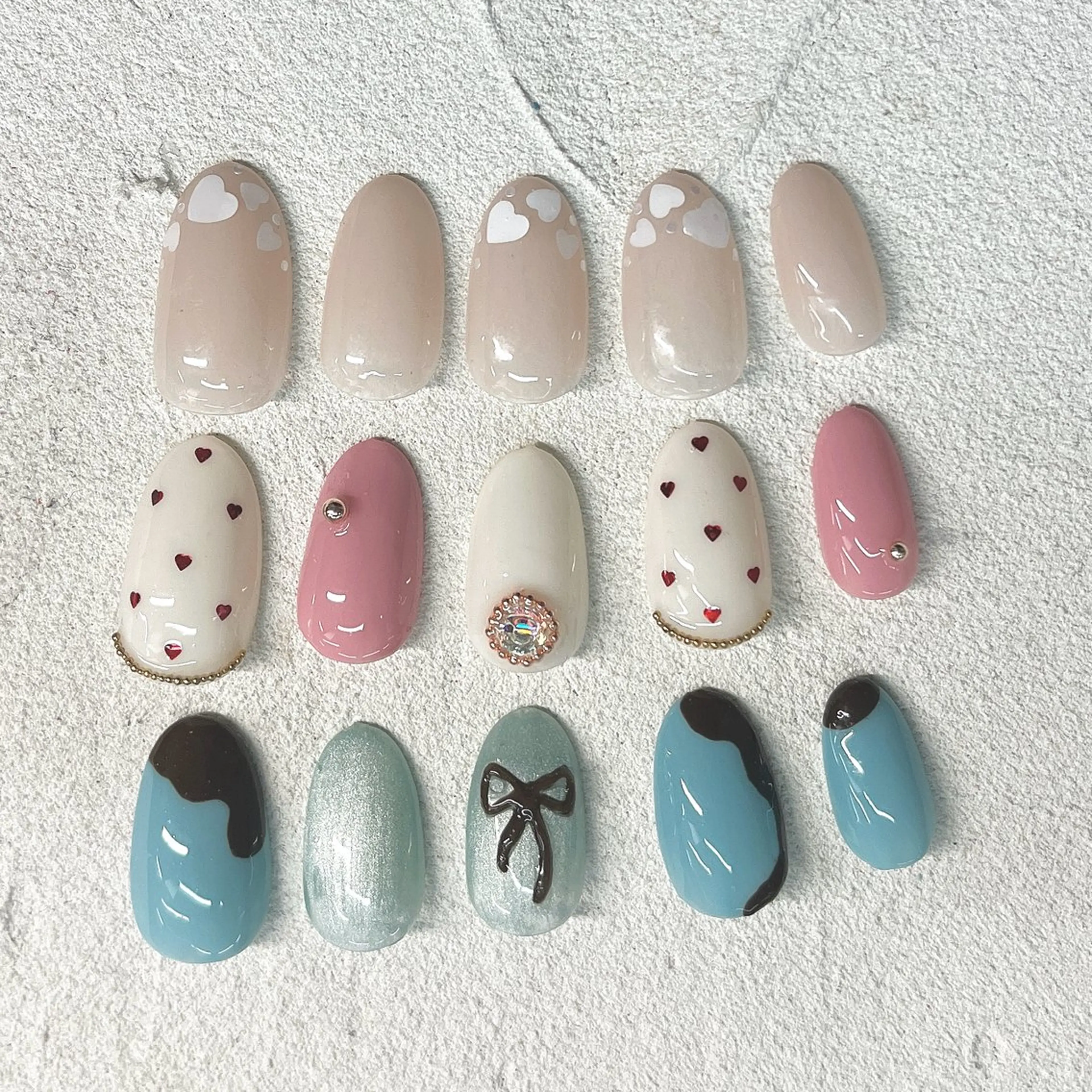 ネイル バレンタイン Bianca市ヶ谷店 Aiuraのネイルデザイン