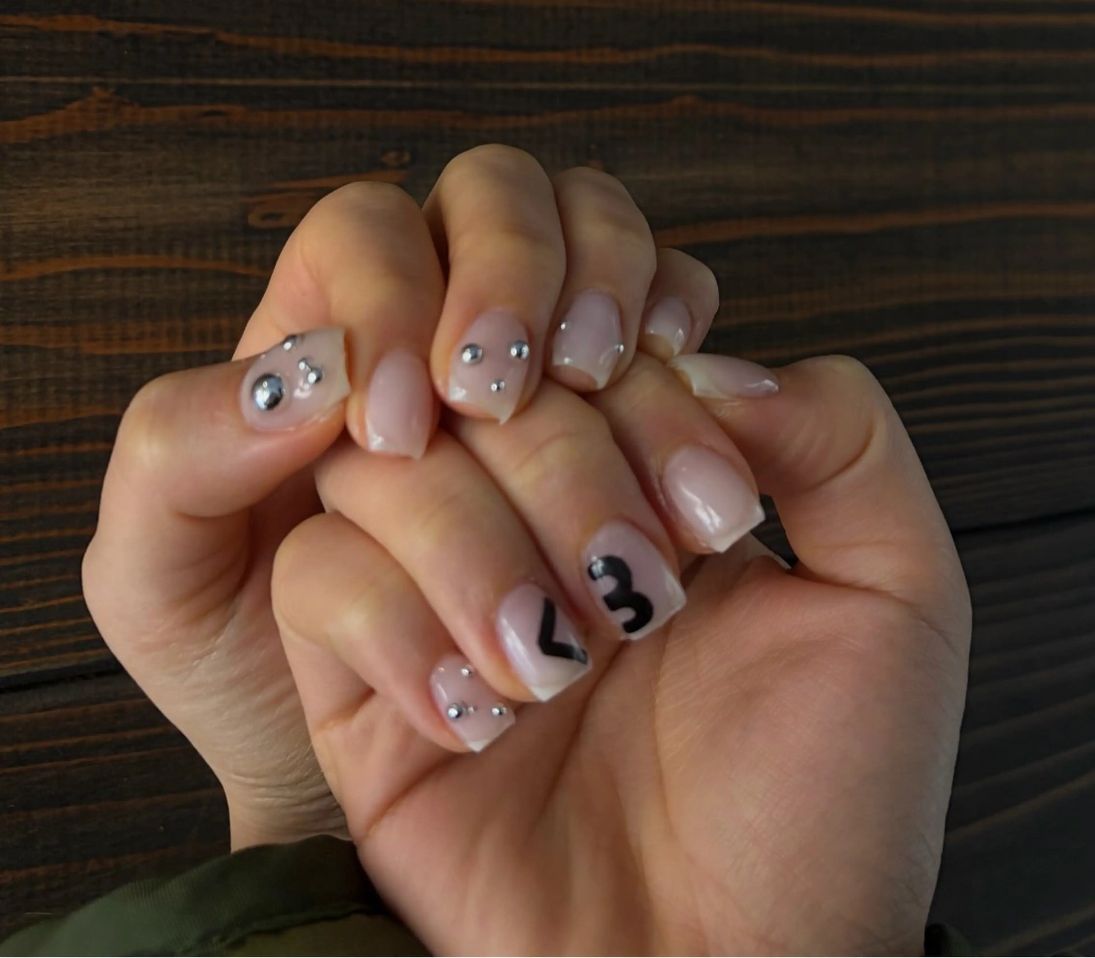 ネイル ハンドネイル IROHA NAIL Rinoのネイルデザイン