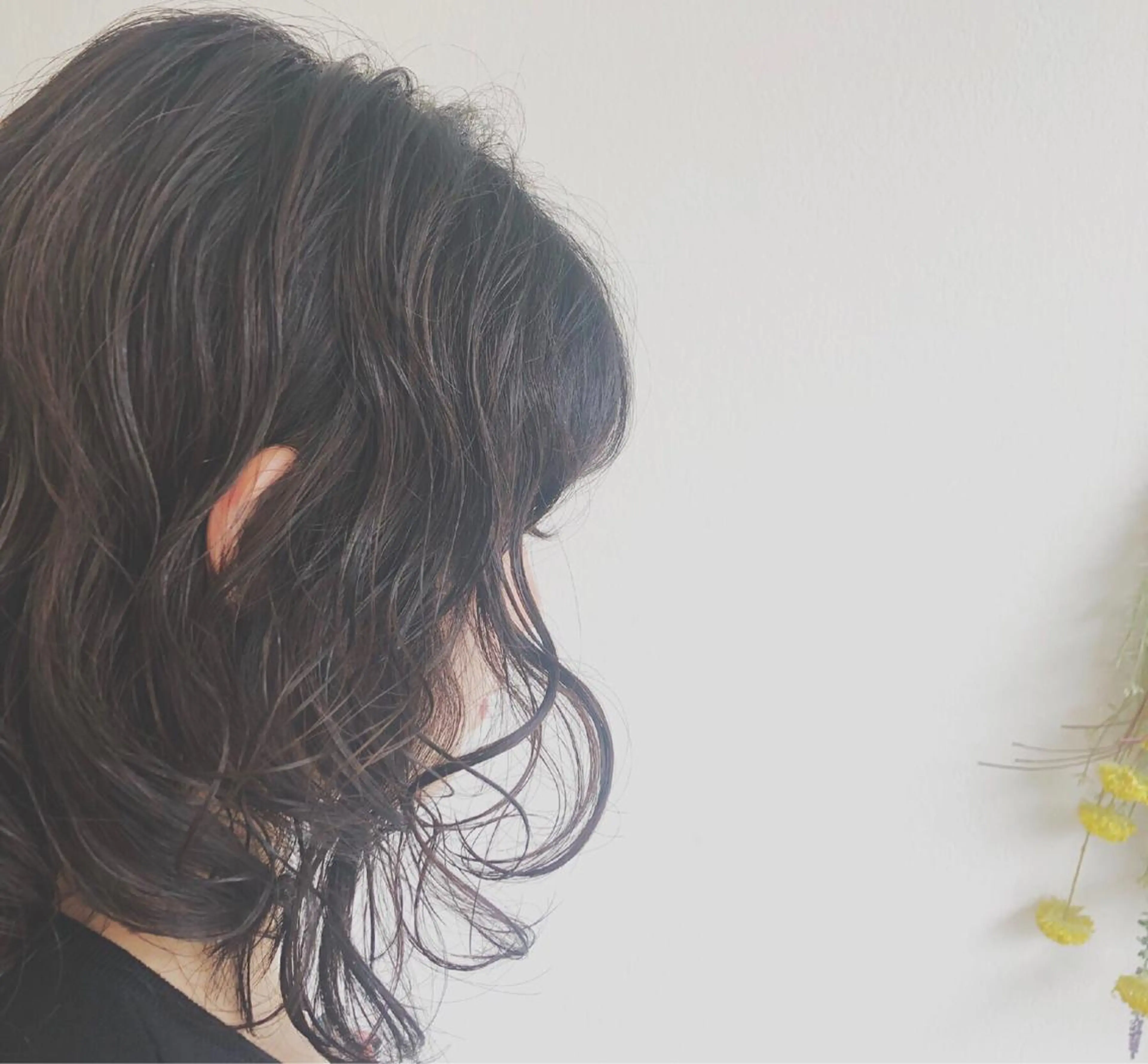 ミディアム うる艶レイヤーカット hinakoのヘアスタイル