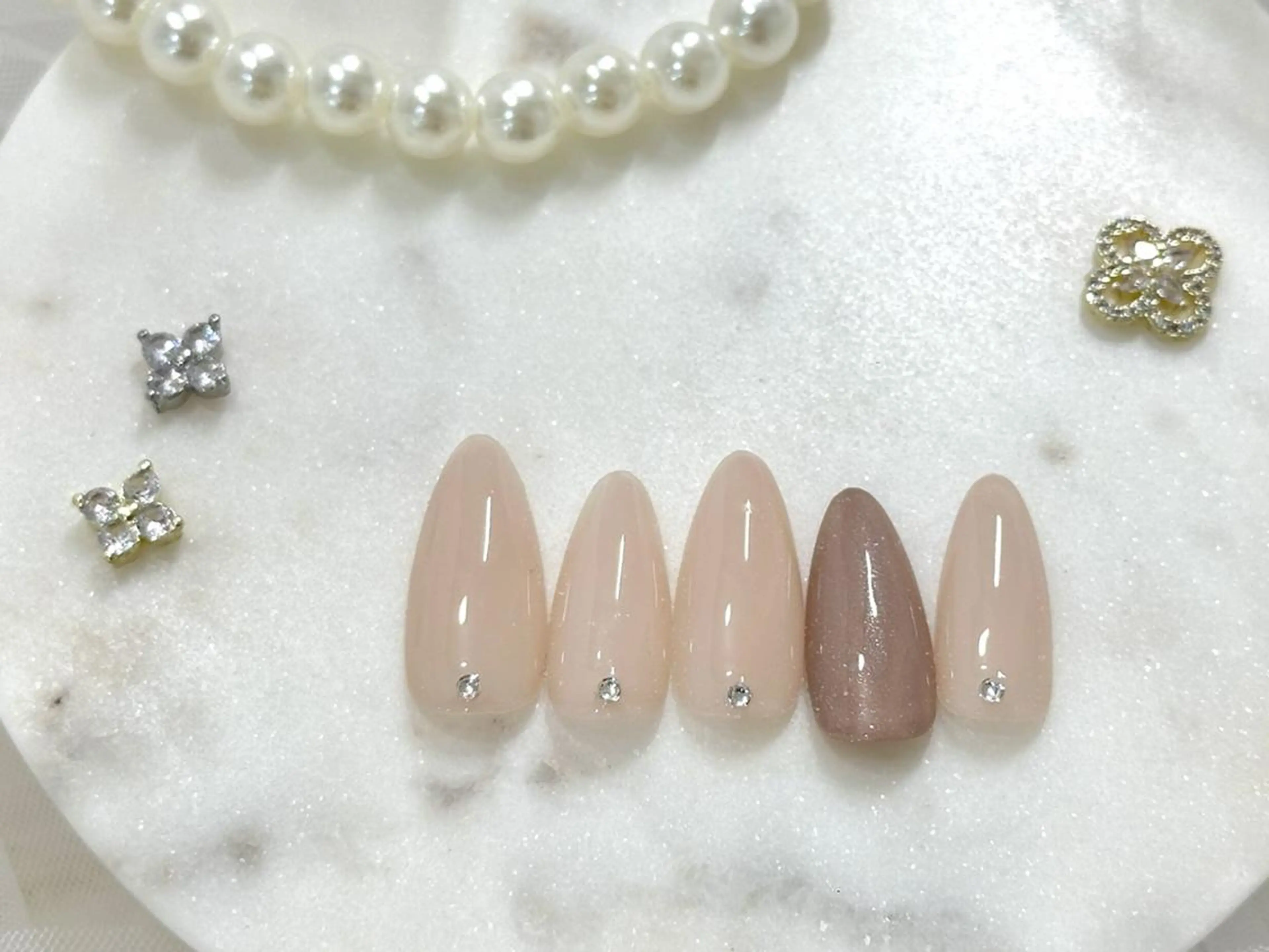 ネイル ハンドネイル Nailist MIUのネイルデザイン