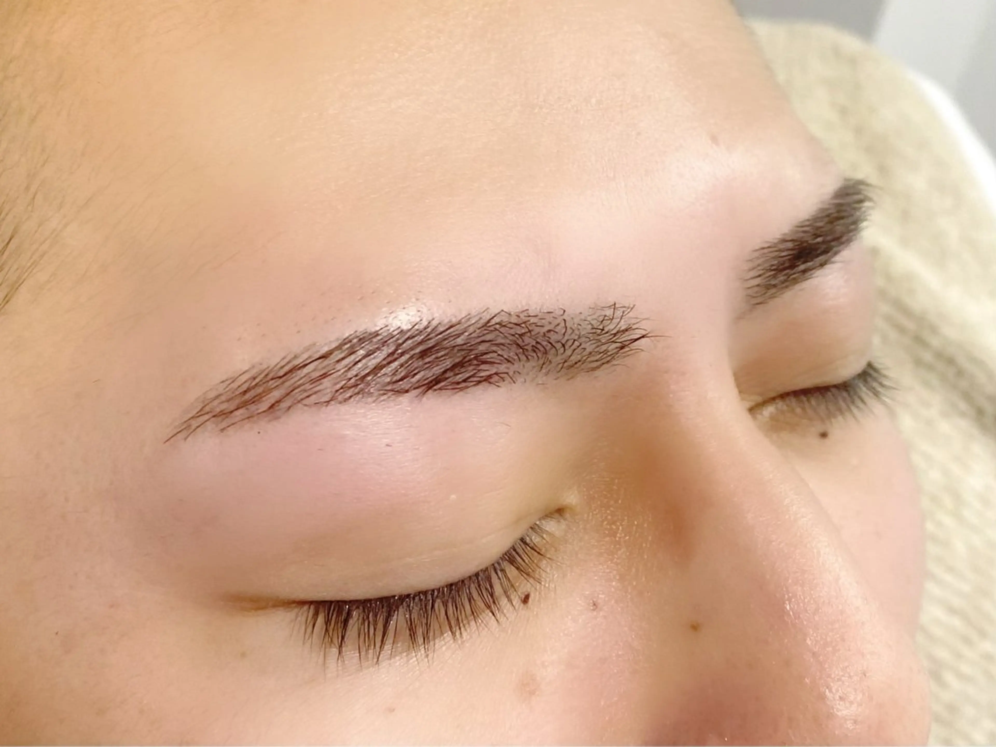 アイブロウ メンズアイブロウ mone~total care salon~所属・mone (モーネ)のマツエク・マツパデザイン