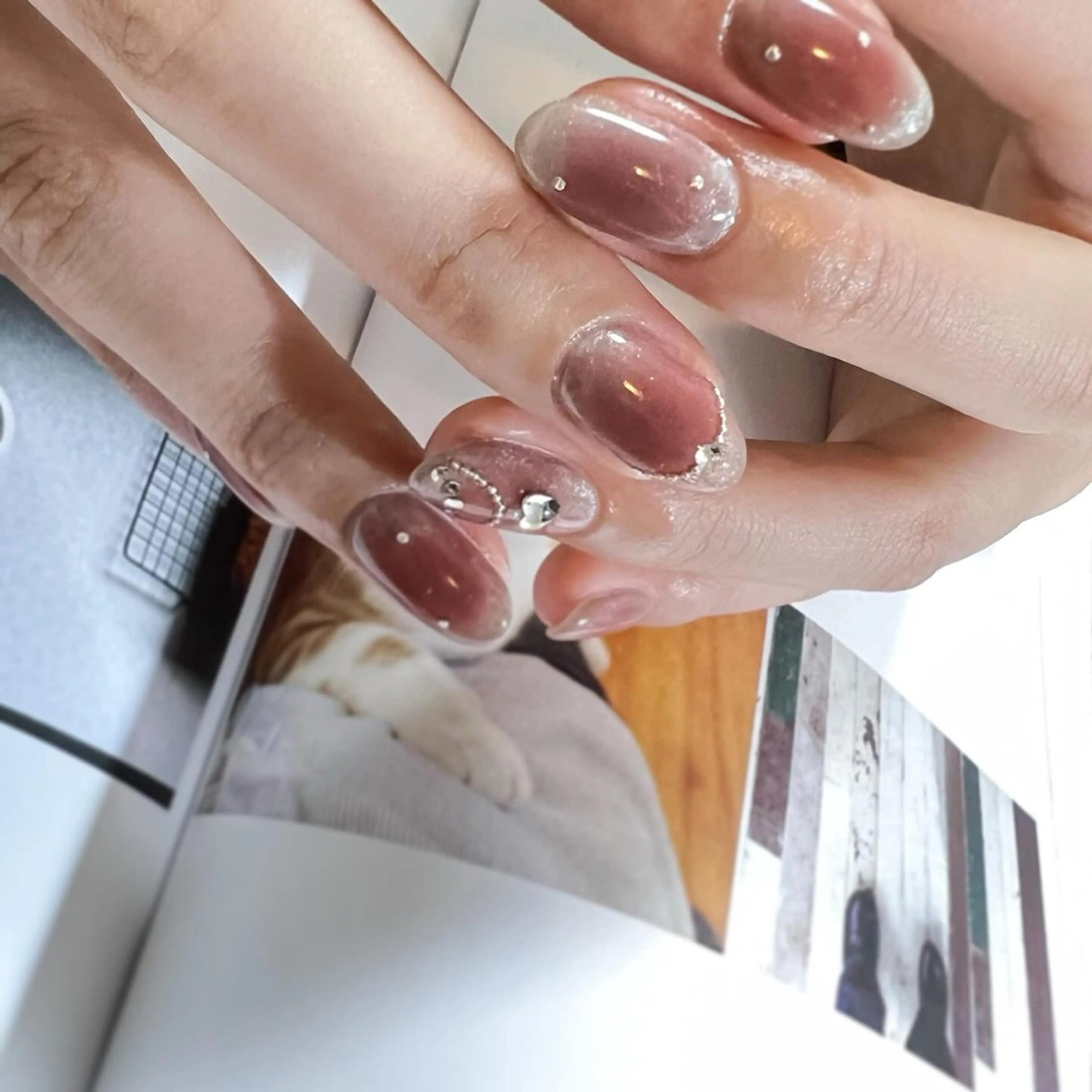 ネイル チークネイル 成人式 フレンチネイル マグネットネイル マグネットフレンチ ハンドネイル pointillé .ayaのネイルデザイン