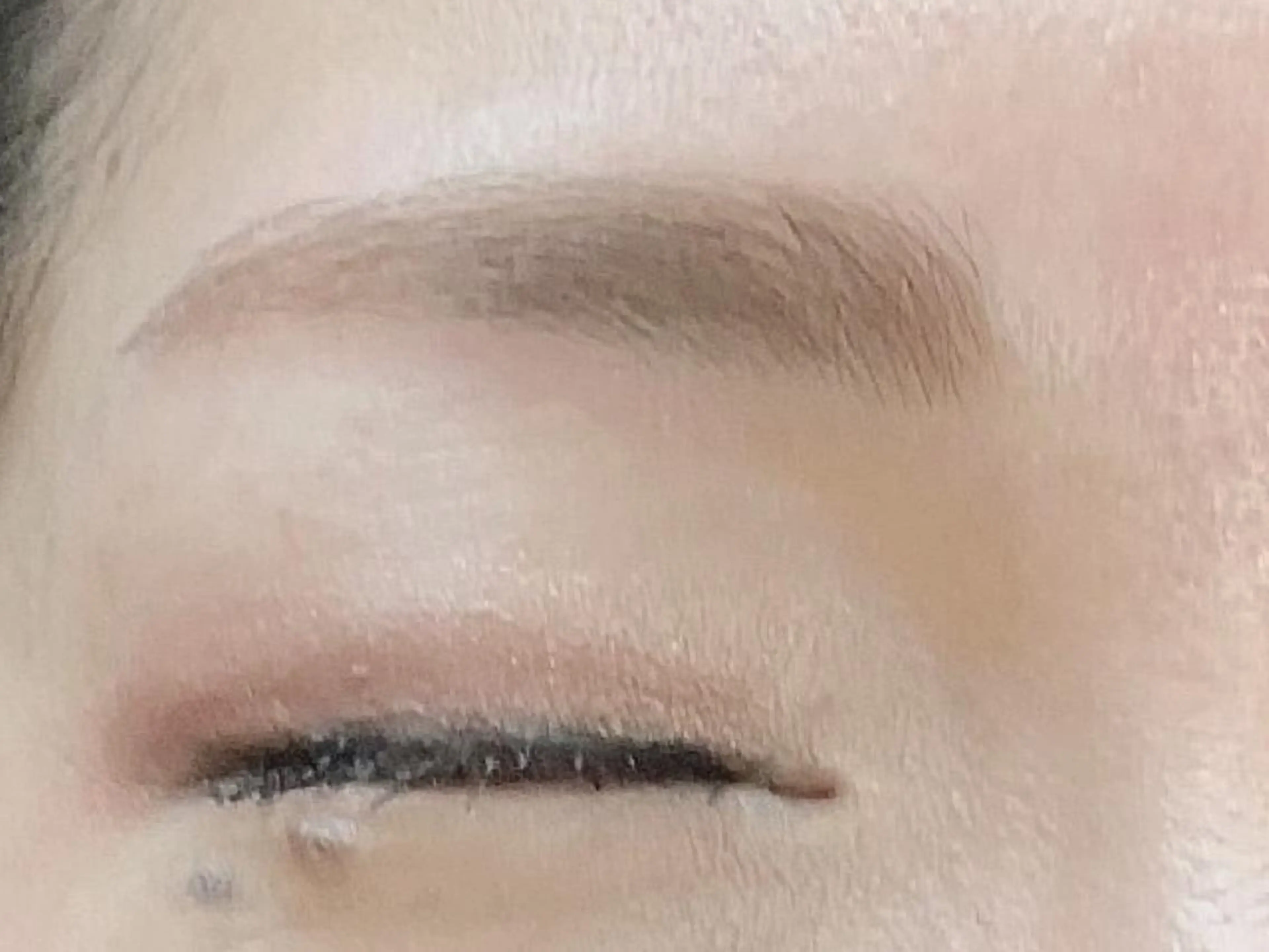 アイブロウ luonto ルオントの眉毛・アイブロウイメージ