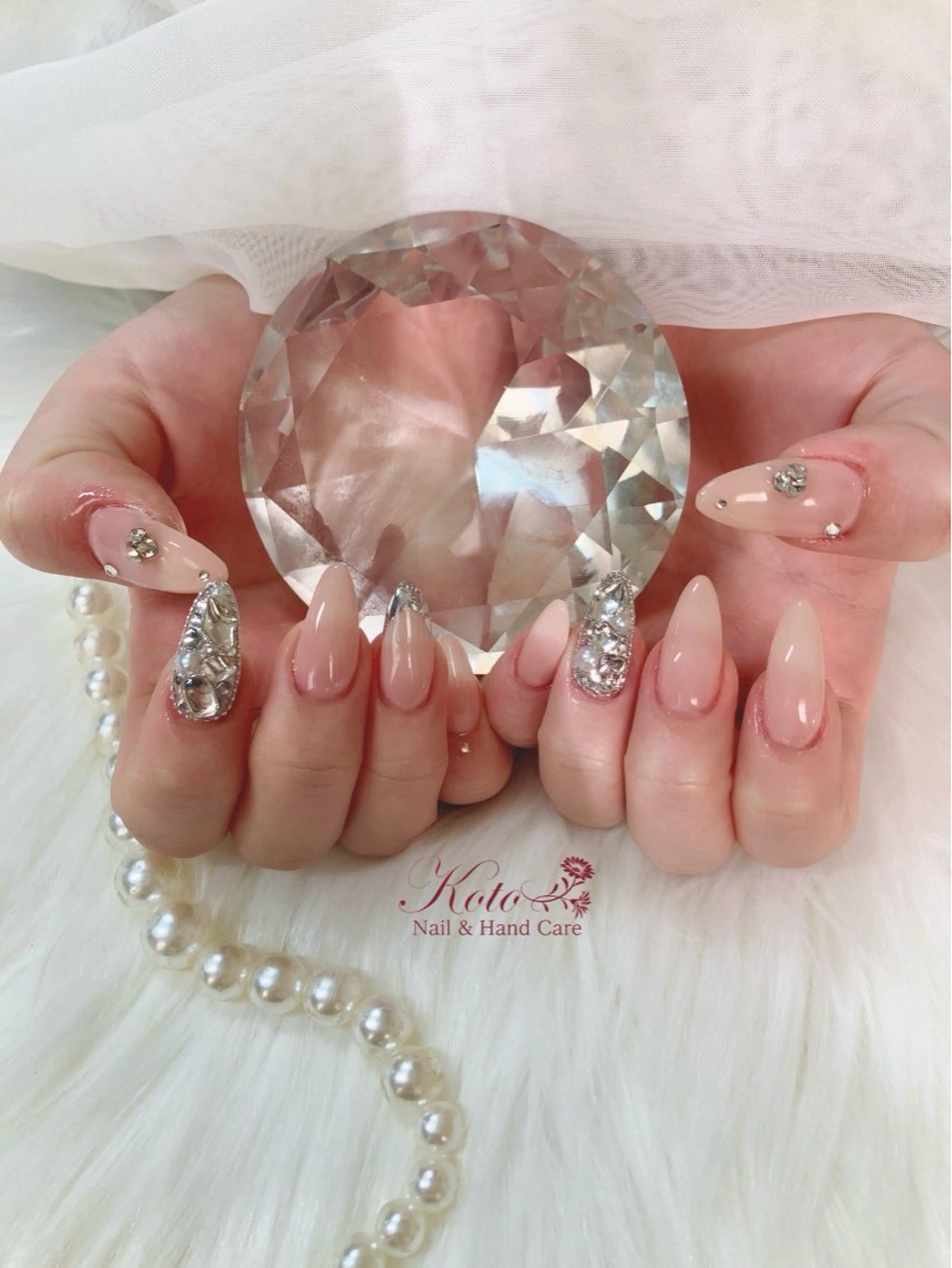 ネイル 長さ出し ジェルネイル 持ち込み ニュアンスネイル 赤色 ハンドネイル Nail Salon KOTOのネイルデザイン