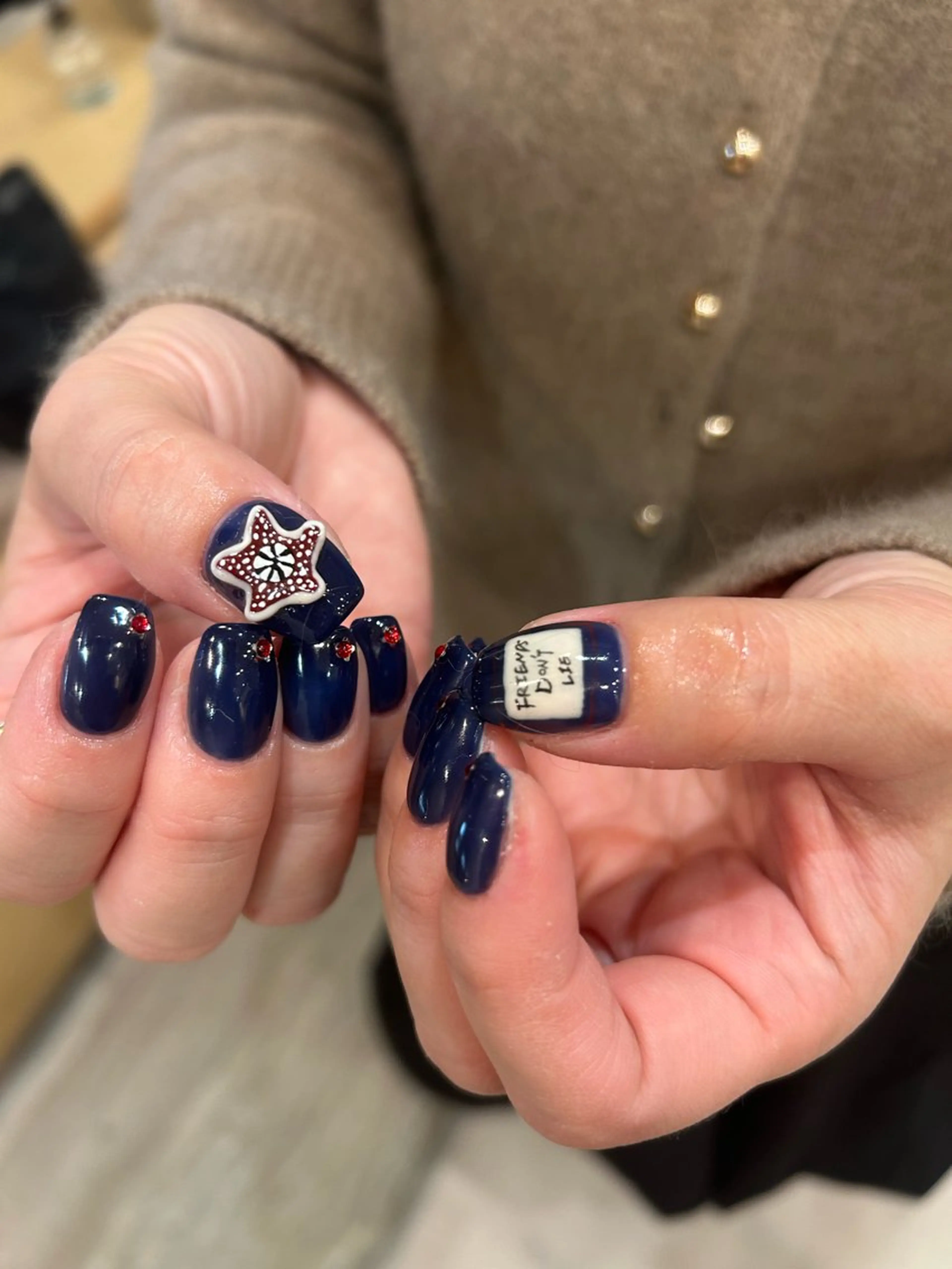 ネイル ハンドネイル A. Hashimotoのネイルデザイン