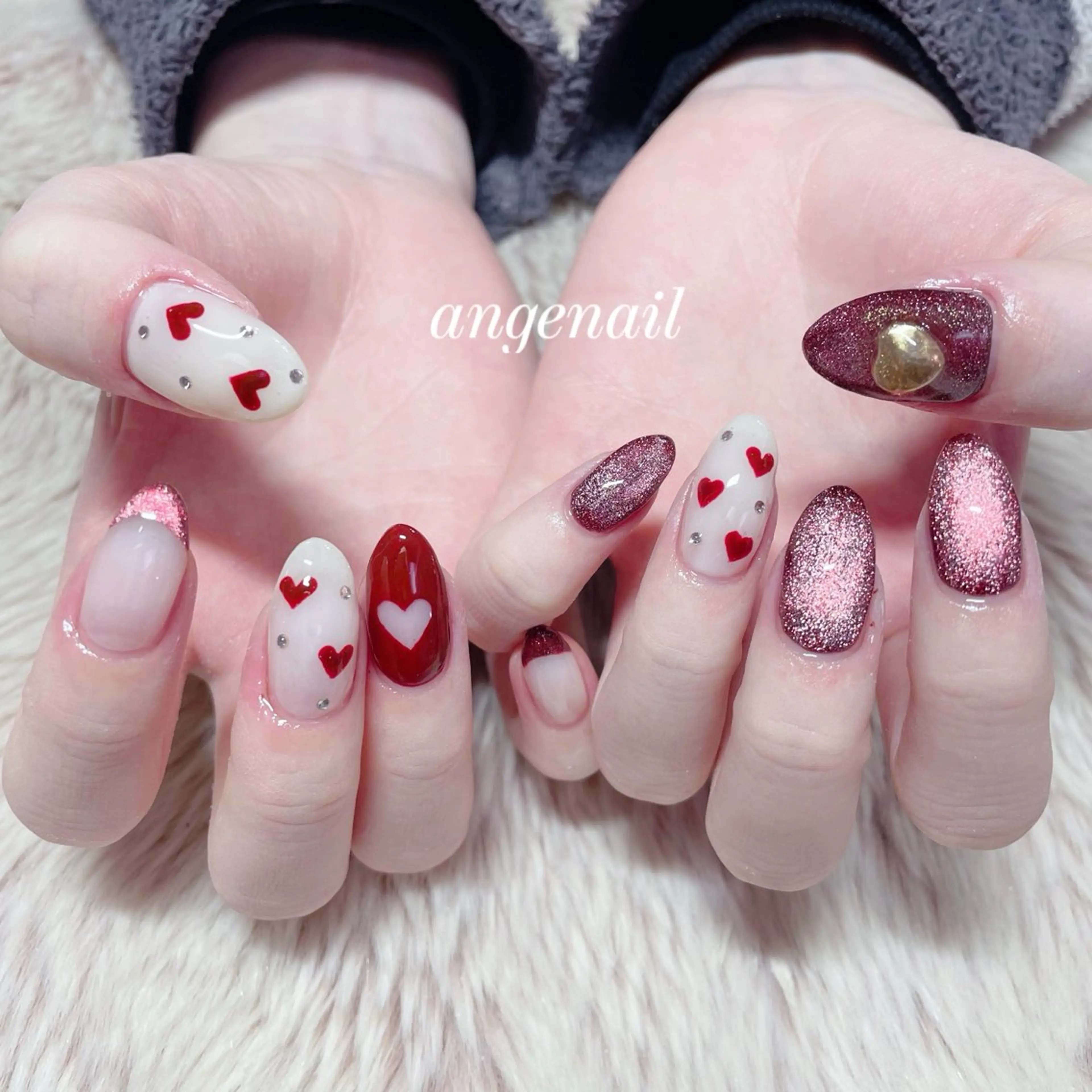 ネイル ハンドネイル オーナーネイリスト MAKIのネイルデザイン