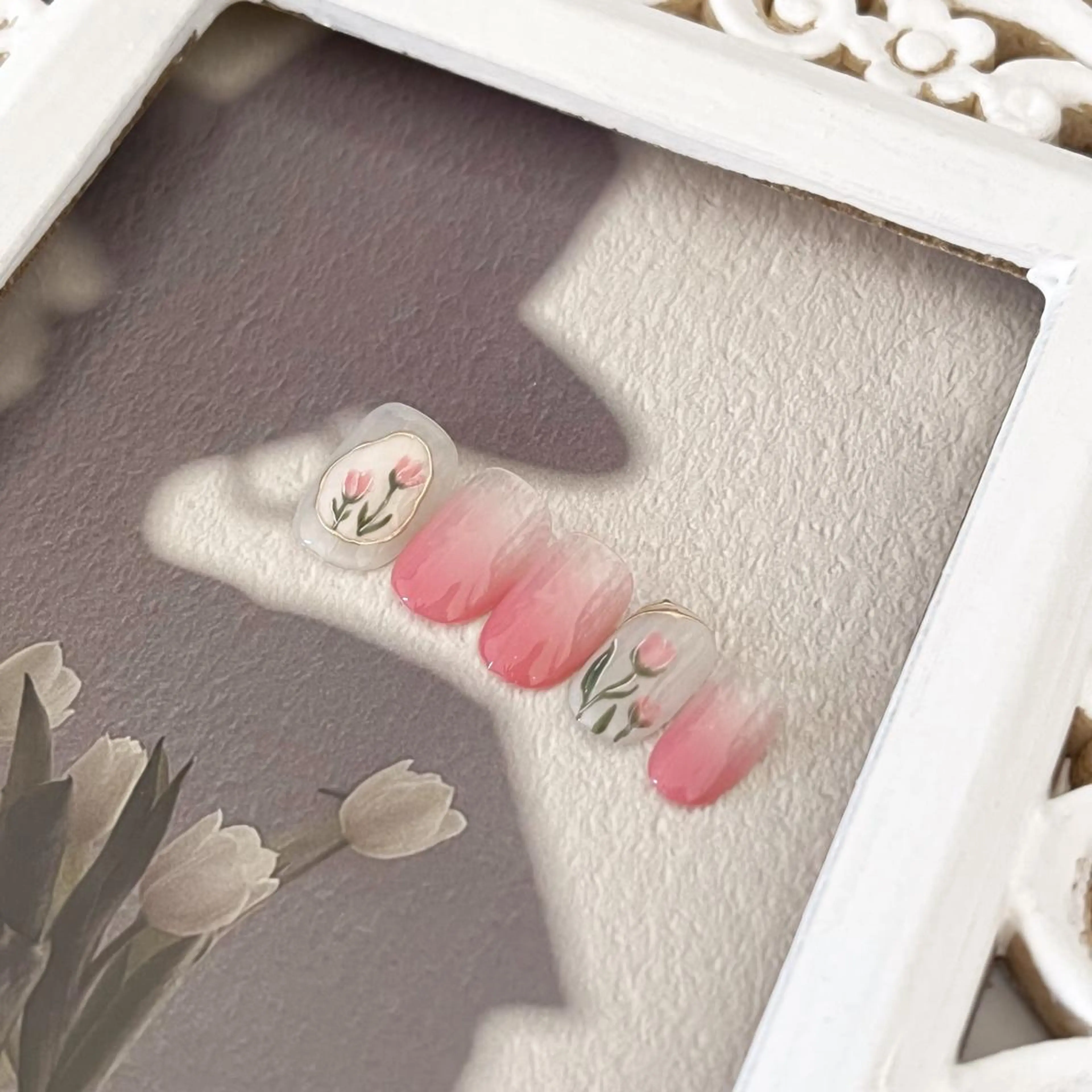 ネイル オーロラネイル フレンチネイル ジェルネイル 韓国ネイル マグネットネイル ハンドネイル ハンドケア 【ENサロン】 Rei🎀Nailのネイルデザイン