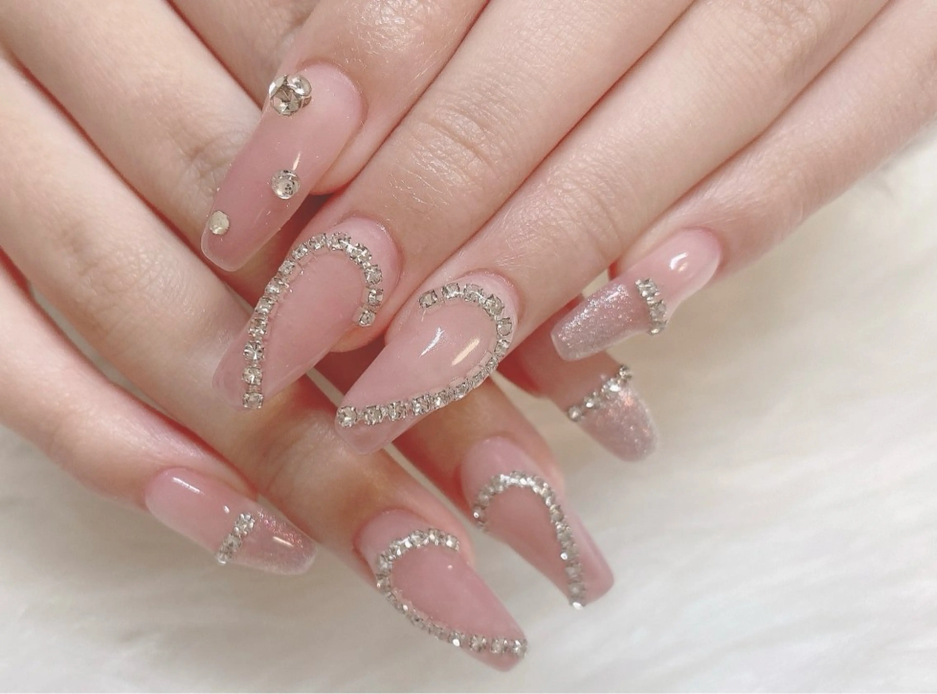 ネイル ハンドネイル PLATA LISAのネイルデザイン