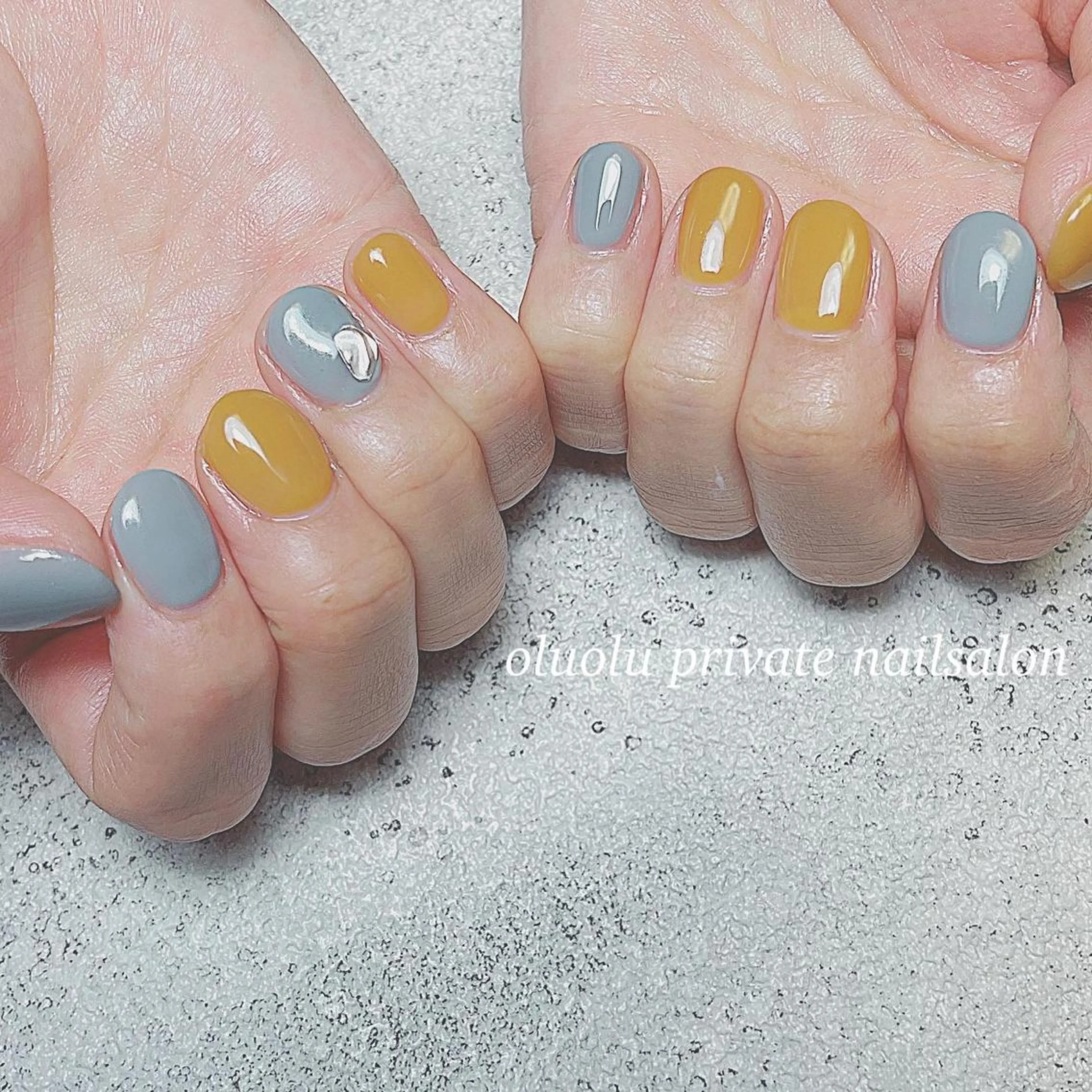 ネイル アートネイル ブルー フットネイル ジェルネイル ニュアンスネイル ハンドネイル 大村 紬華のネイルデザイン