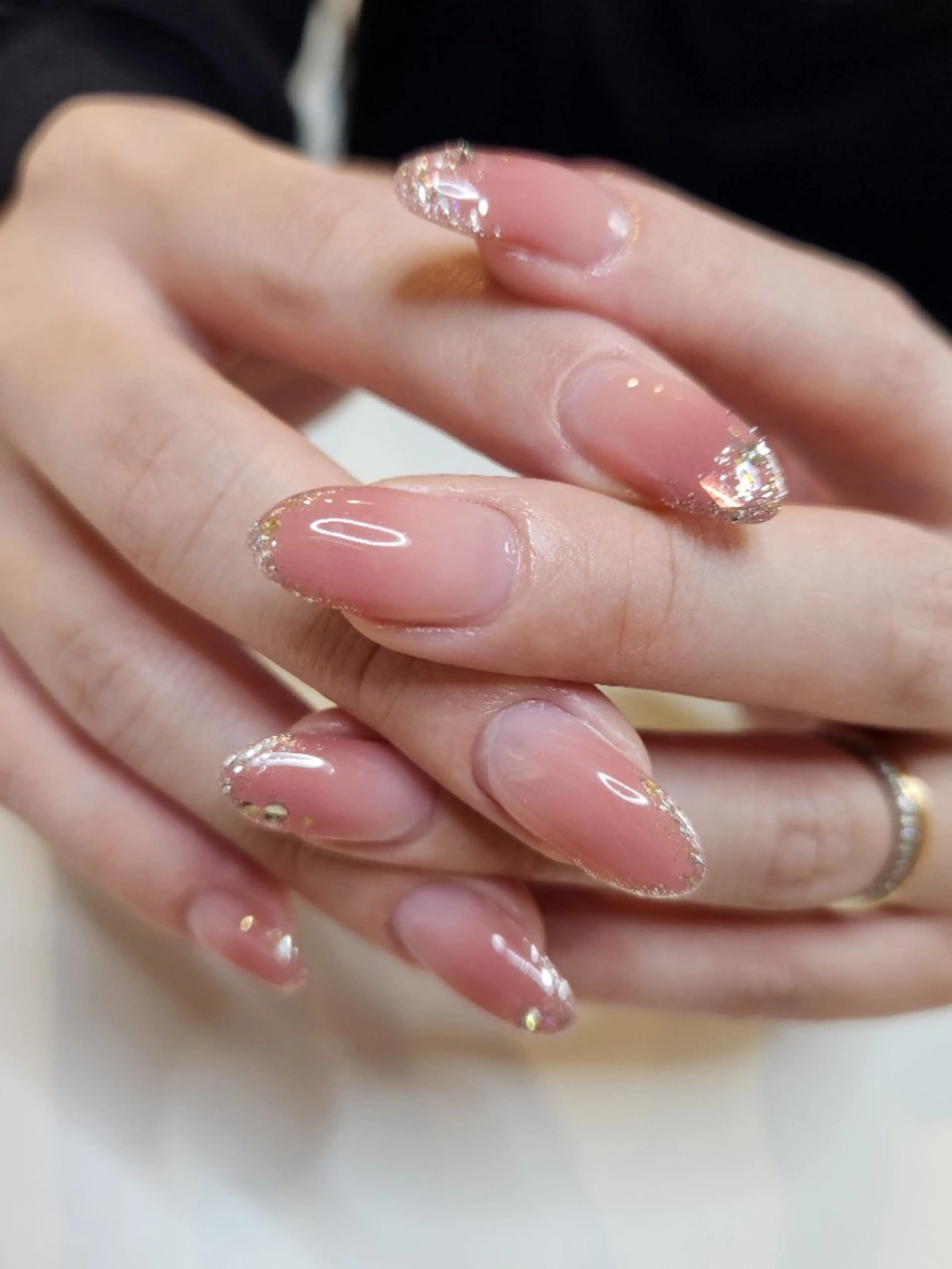 ネイル グラデーション キラキラネイル ラメ(グリッター) ハンドネイル nail salon Soiree所属・nail salon Soireeのネイルデザイン