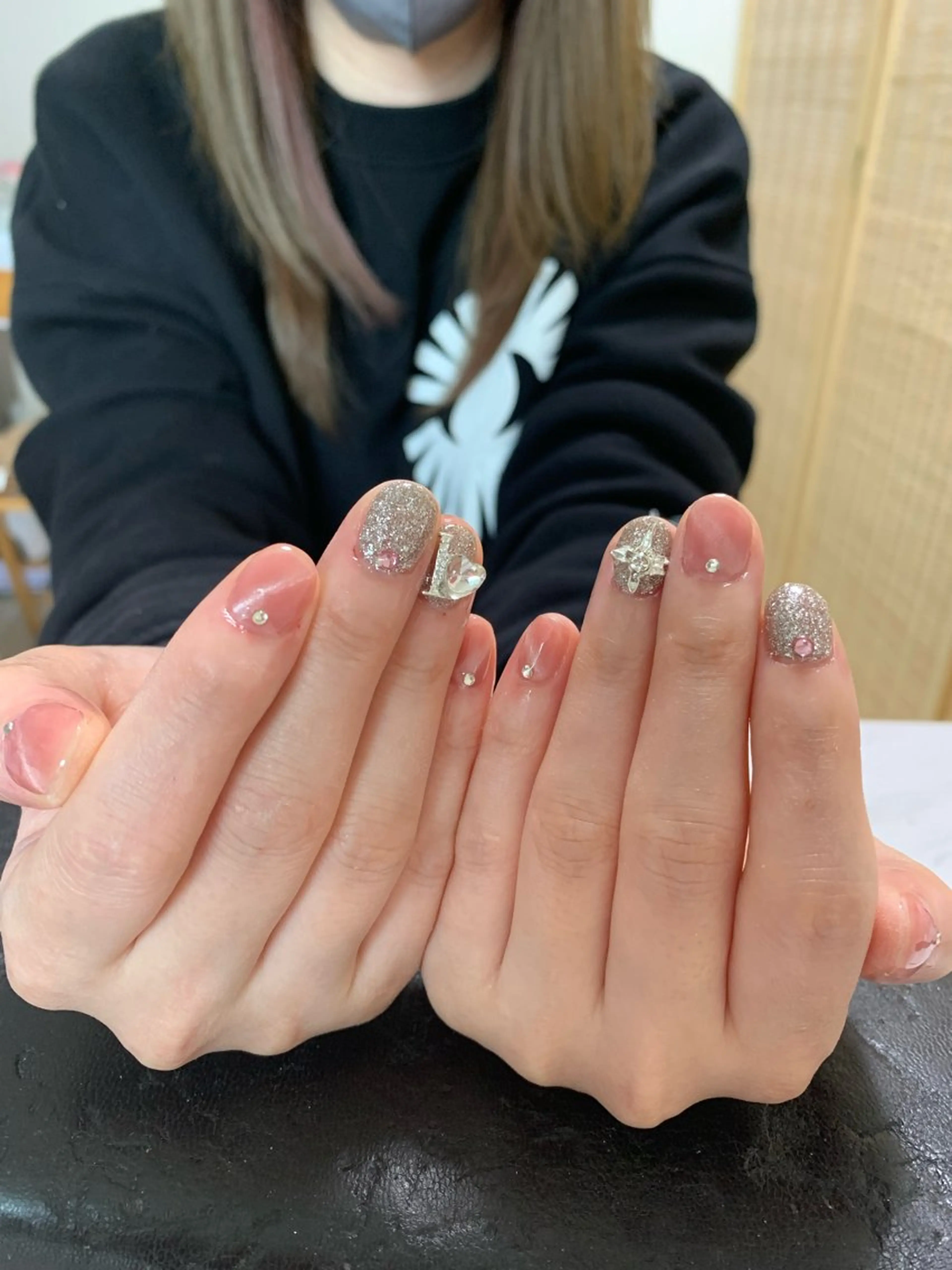 ネイル ハンドネイル しょう えんきんのネイルデザイン